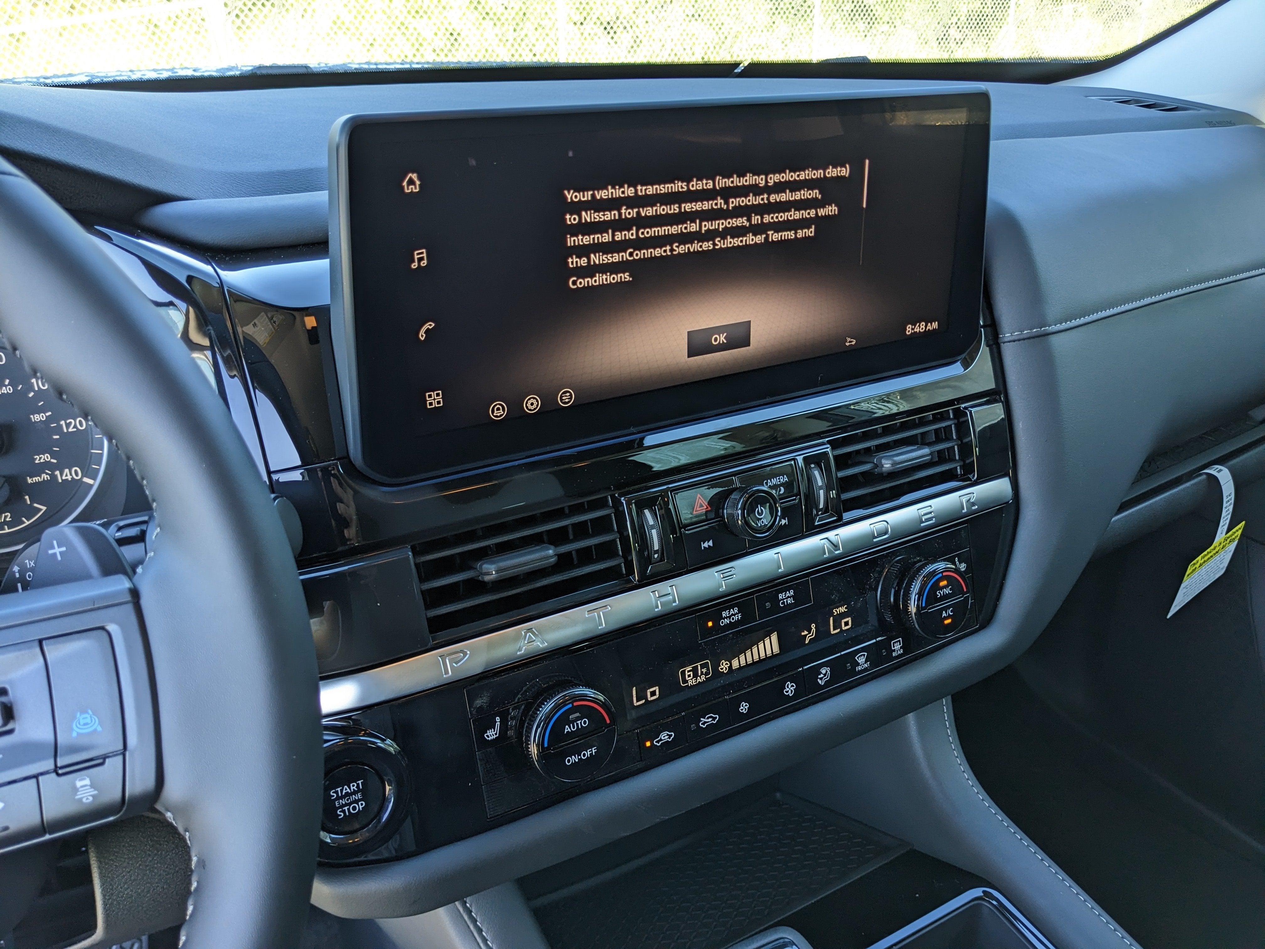2026 Nissan Pathfinder SV
