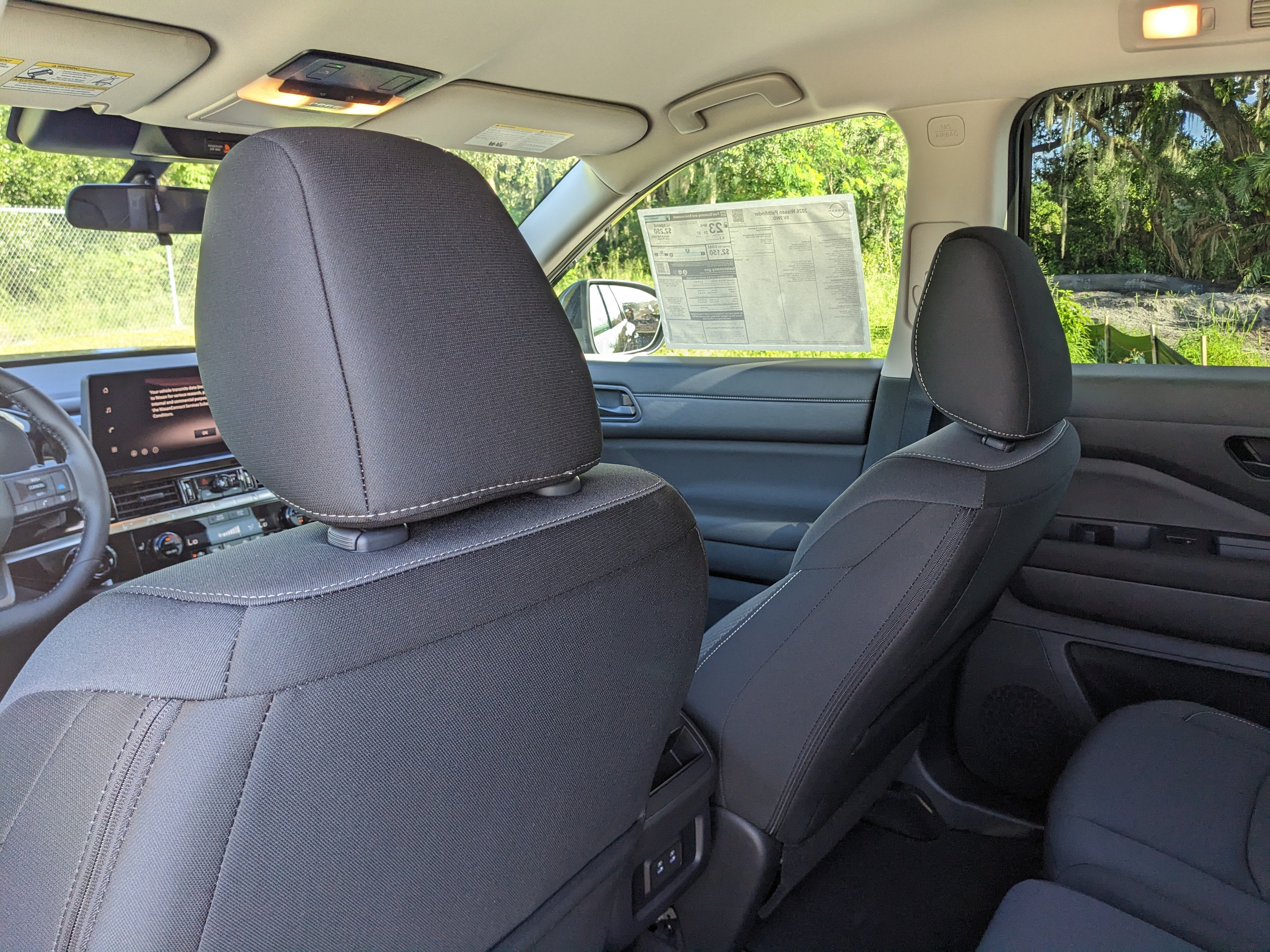 2026 Nissan Pathfinder SV