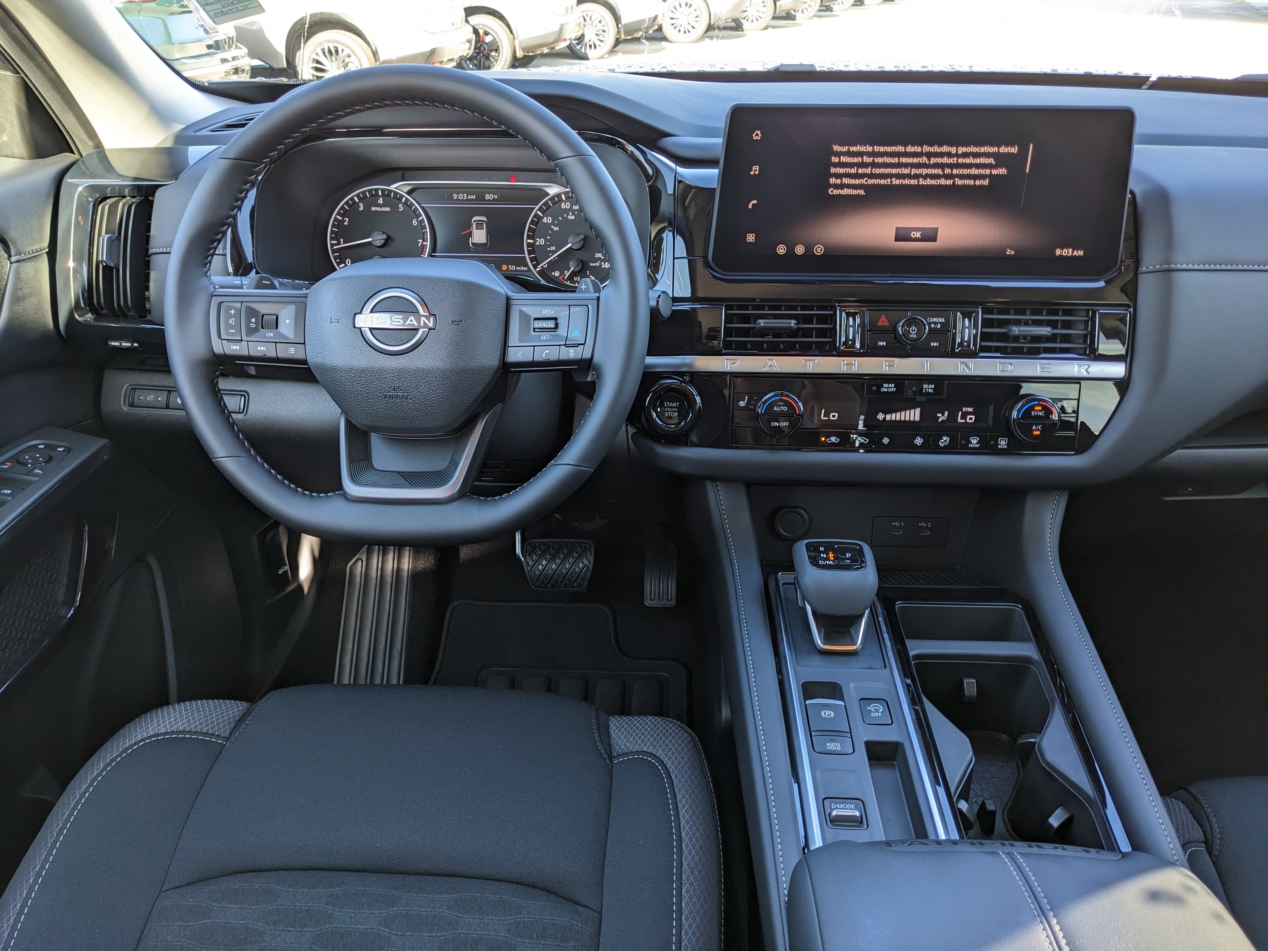 2026 Nissan Pathfinder SV