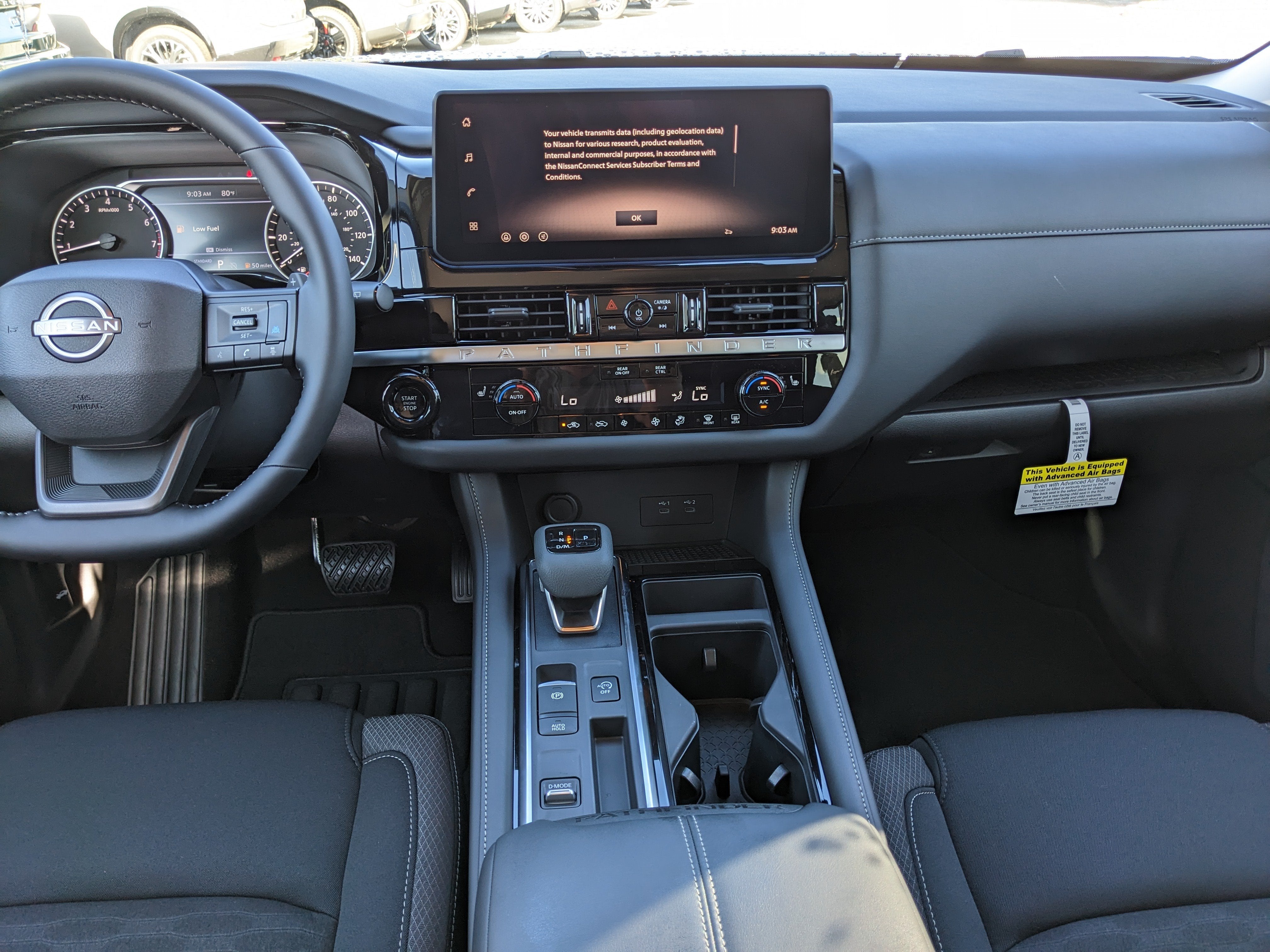 2026 Nissan Pathfinder SV