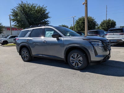 2026 Nissan Pathfinder SV