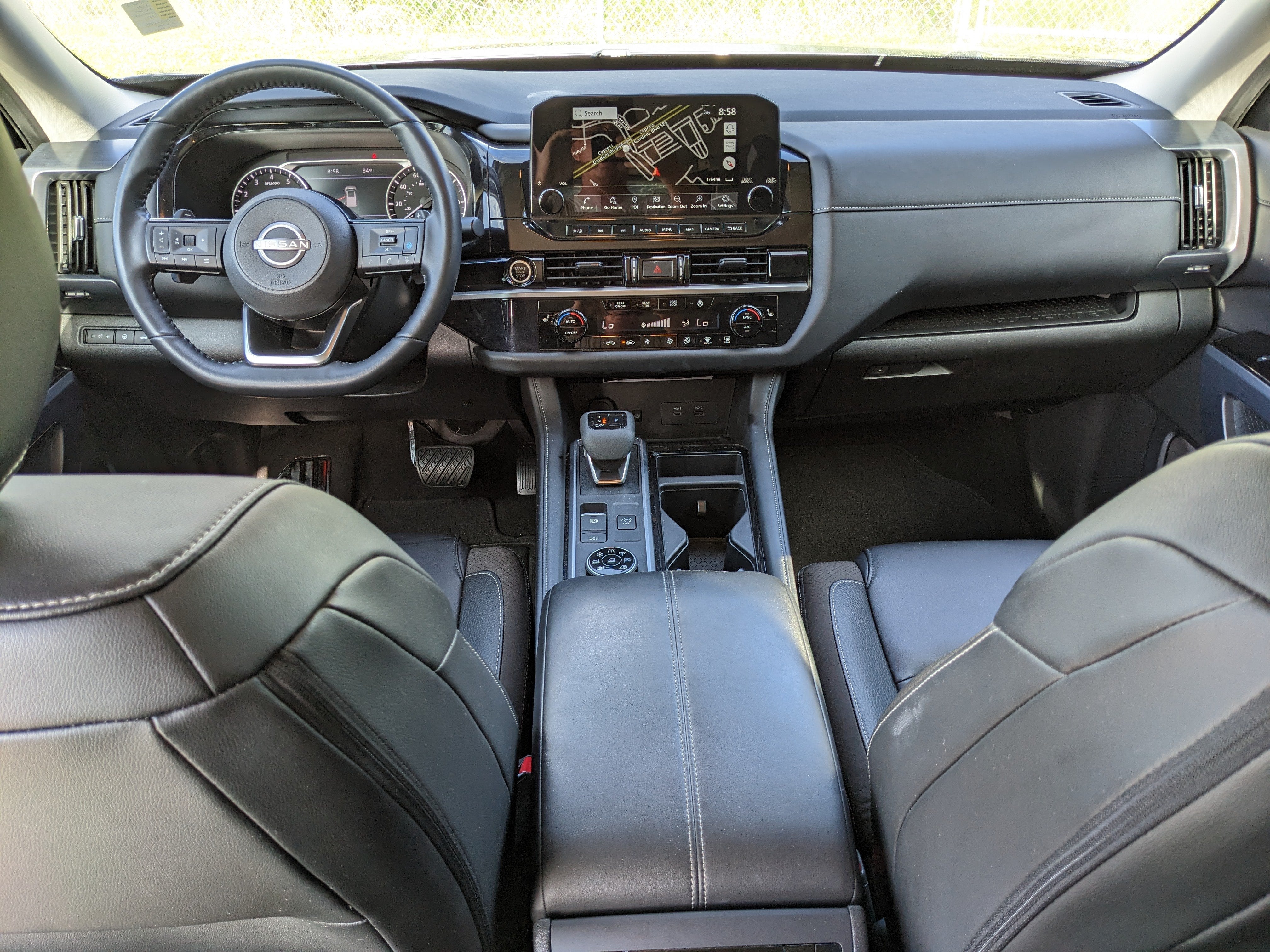 2024 Nissan Pathfinder SL