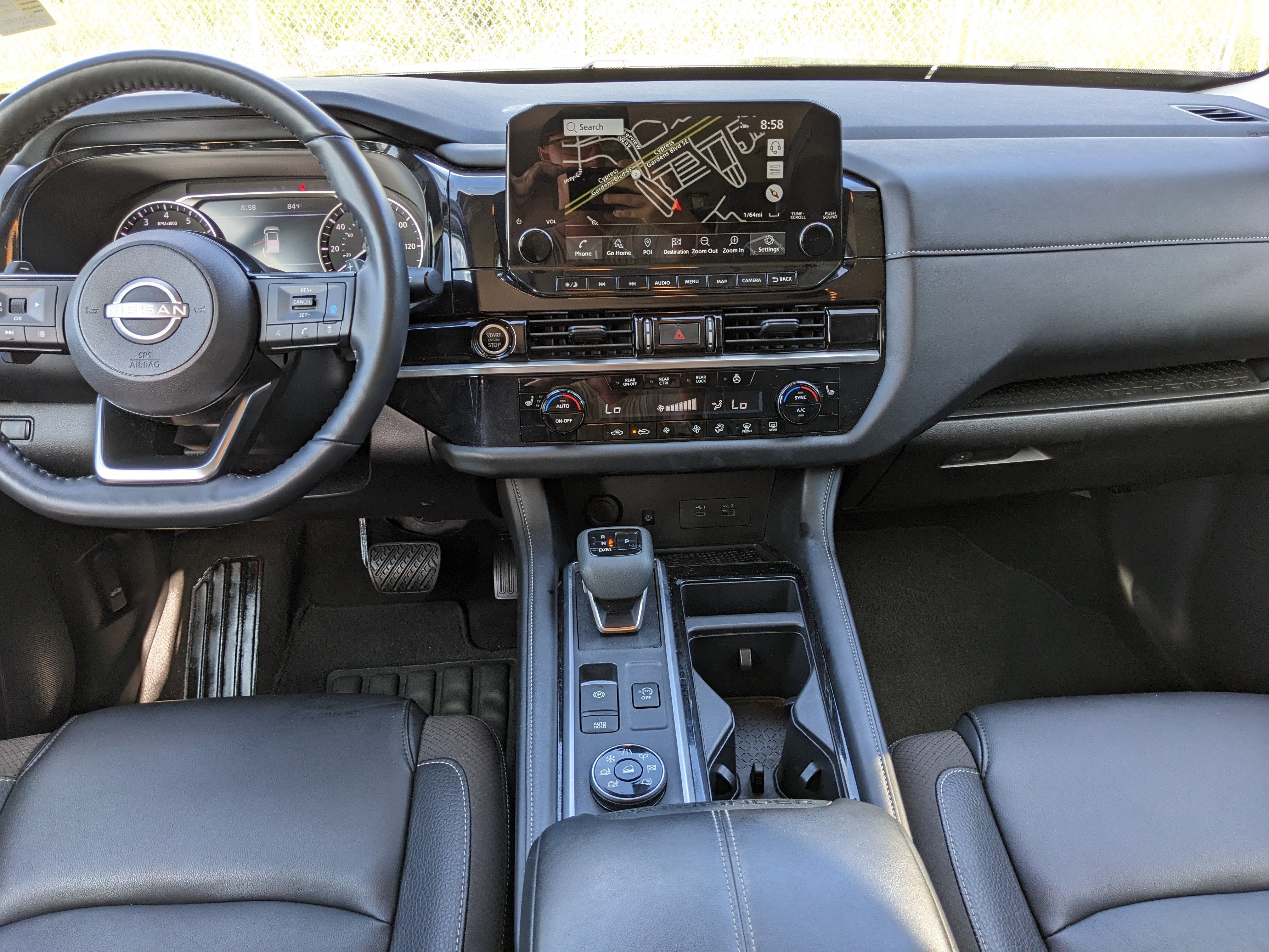 2024 Nissan Pathfinder SL