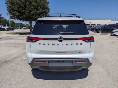 2026 Nissan Pathfinder SL