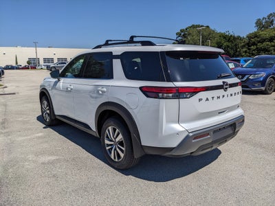 2026 Nissan Pathfinder SL