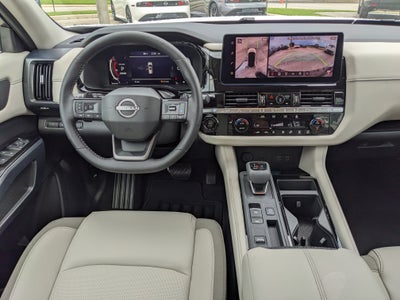2026 Nissan Pathfinder SL