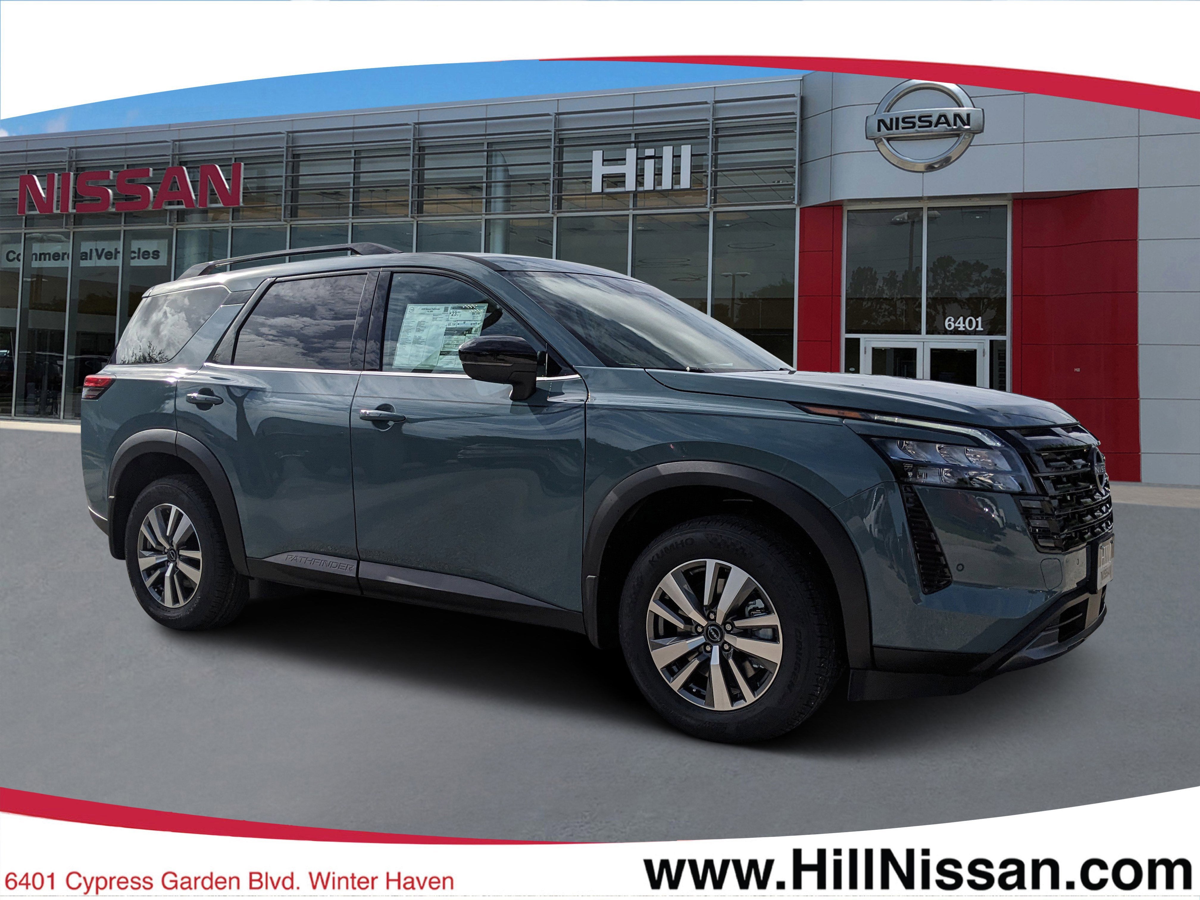 2026 Nissan Pathfinder SL