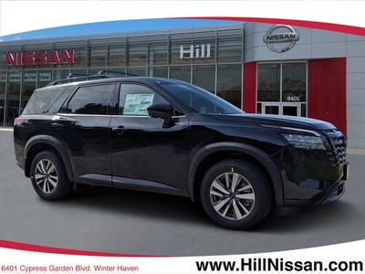2026 Nissan Pathfinder SL