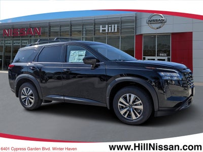 2026 Nissan Pathfinder SL