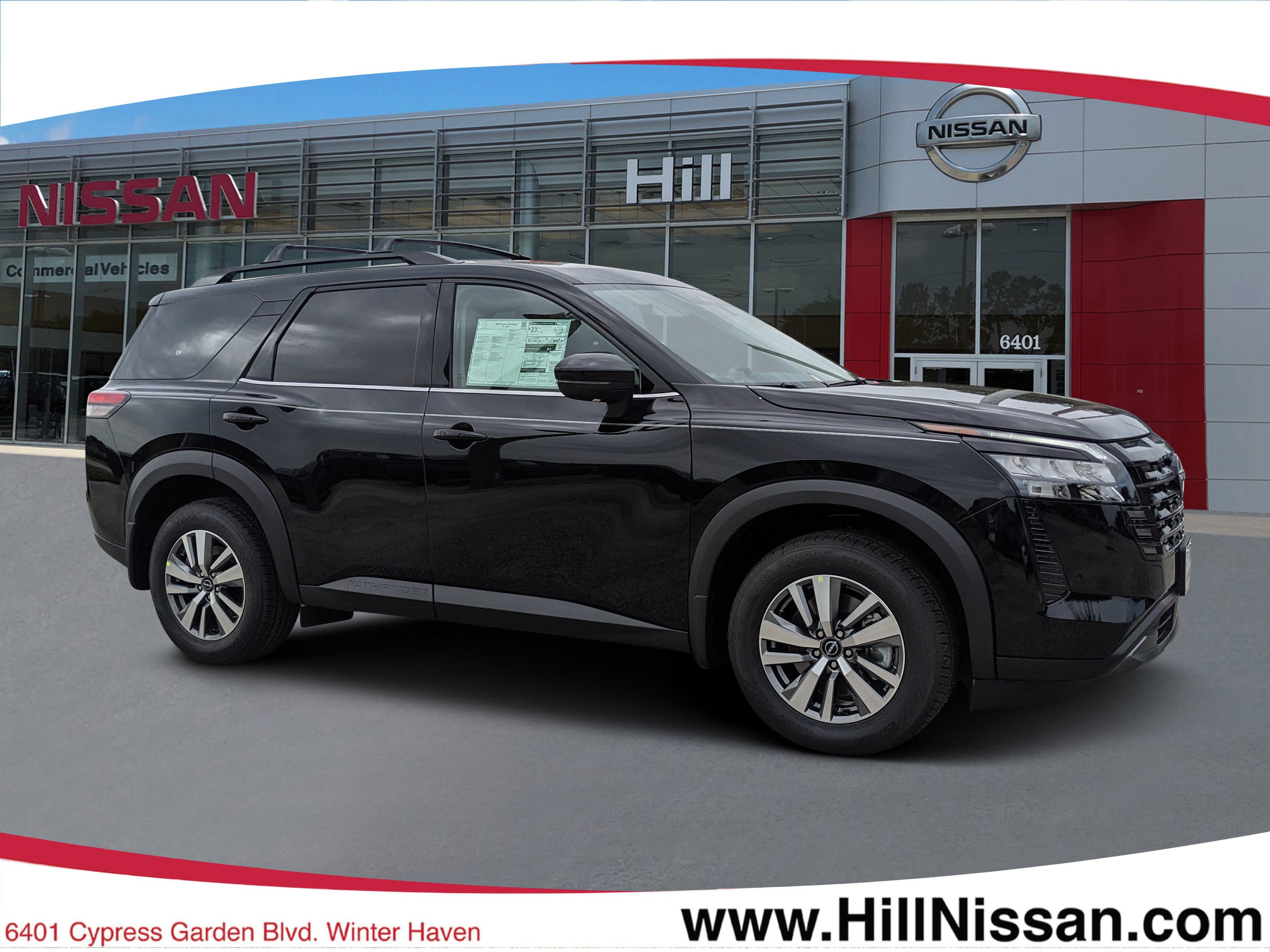 2026 Nissan Pathfinder SL