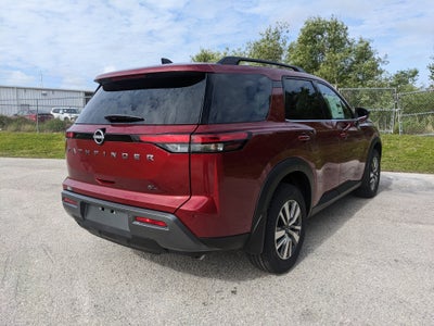 2026 Nissan Pathfinder SL