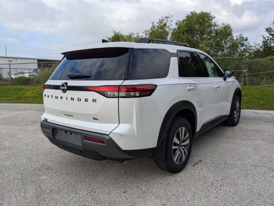 2026 Nissan Pathfinder SL