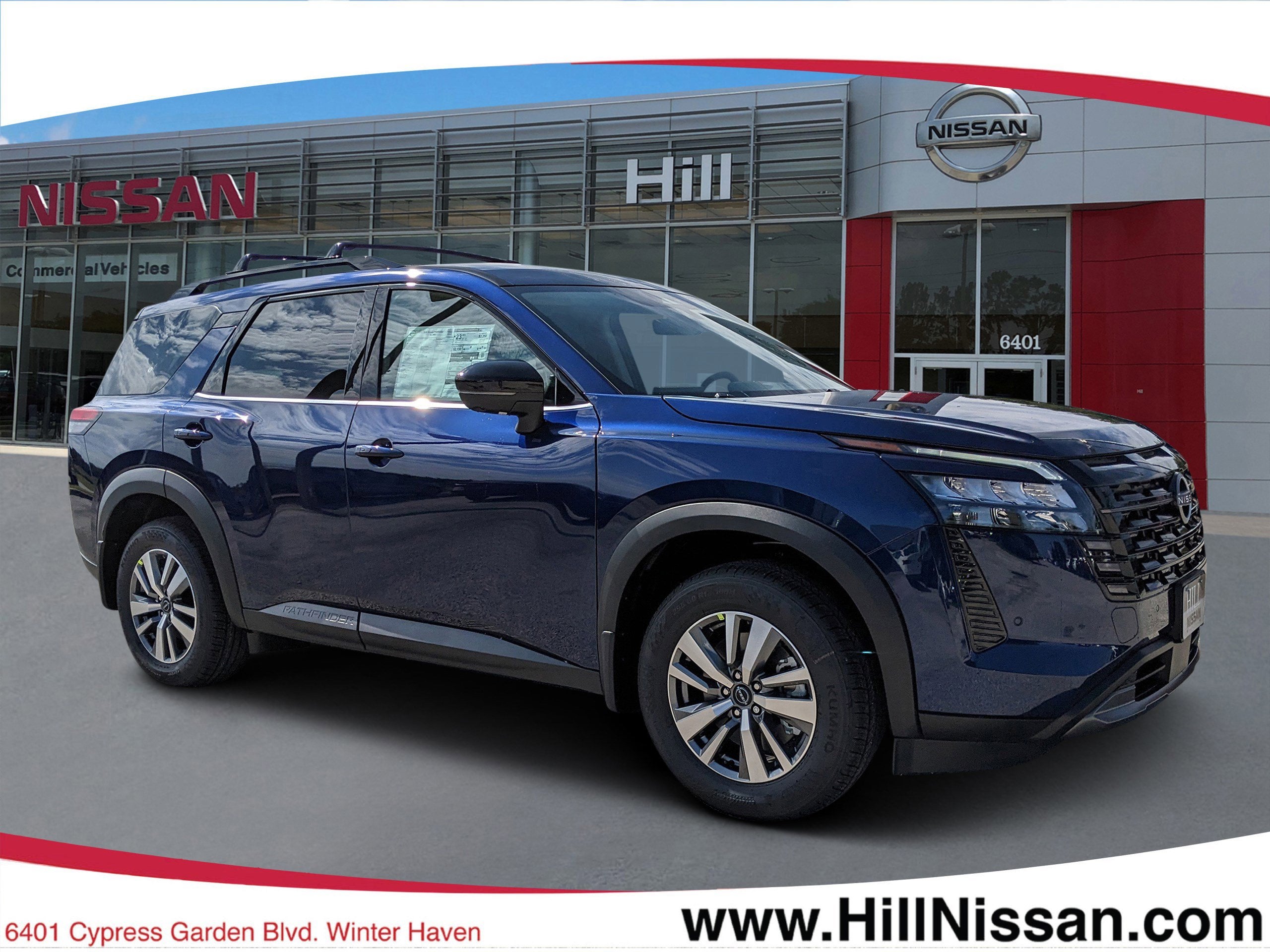 2026 Nissan Pathfinder SL