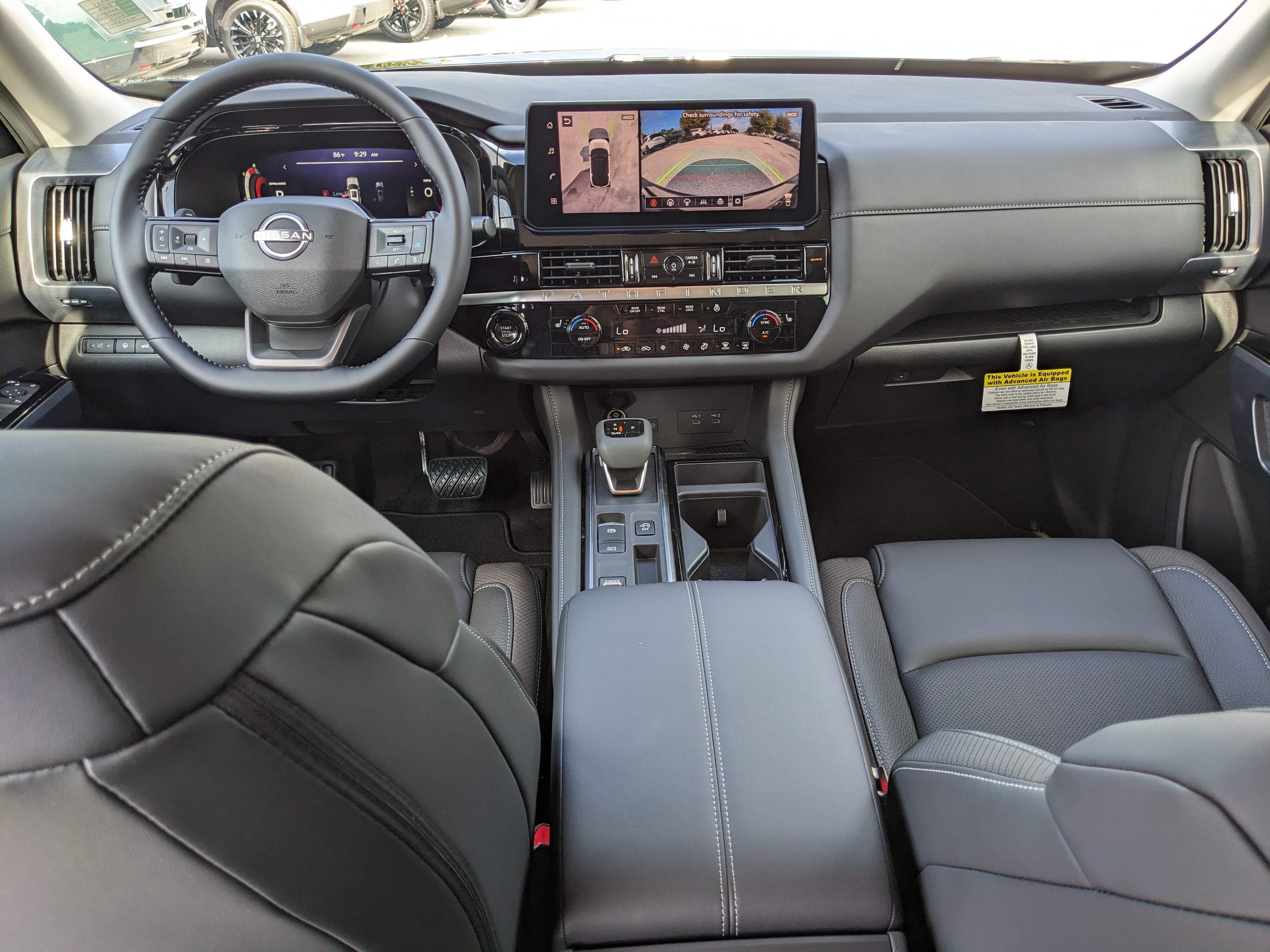 2026 Nissan Pathfinder SL