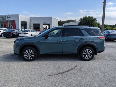 2026 Nissan Pathfinder SL