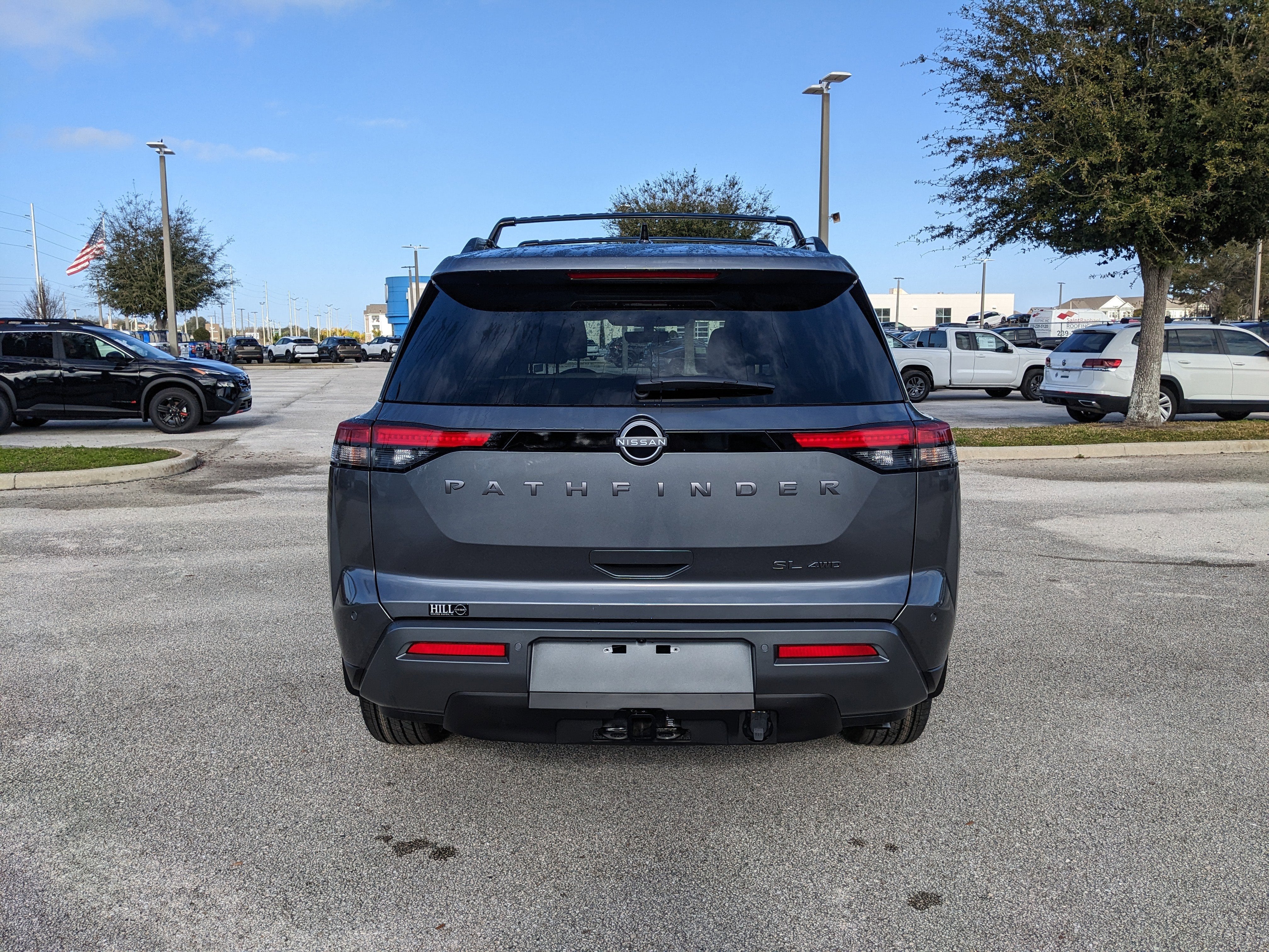 2026 Nissan Pathfinder SL