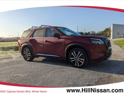 2023 Nissan Pathfinder Platinum