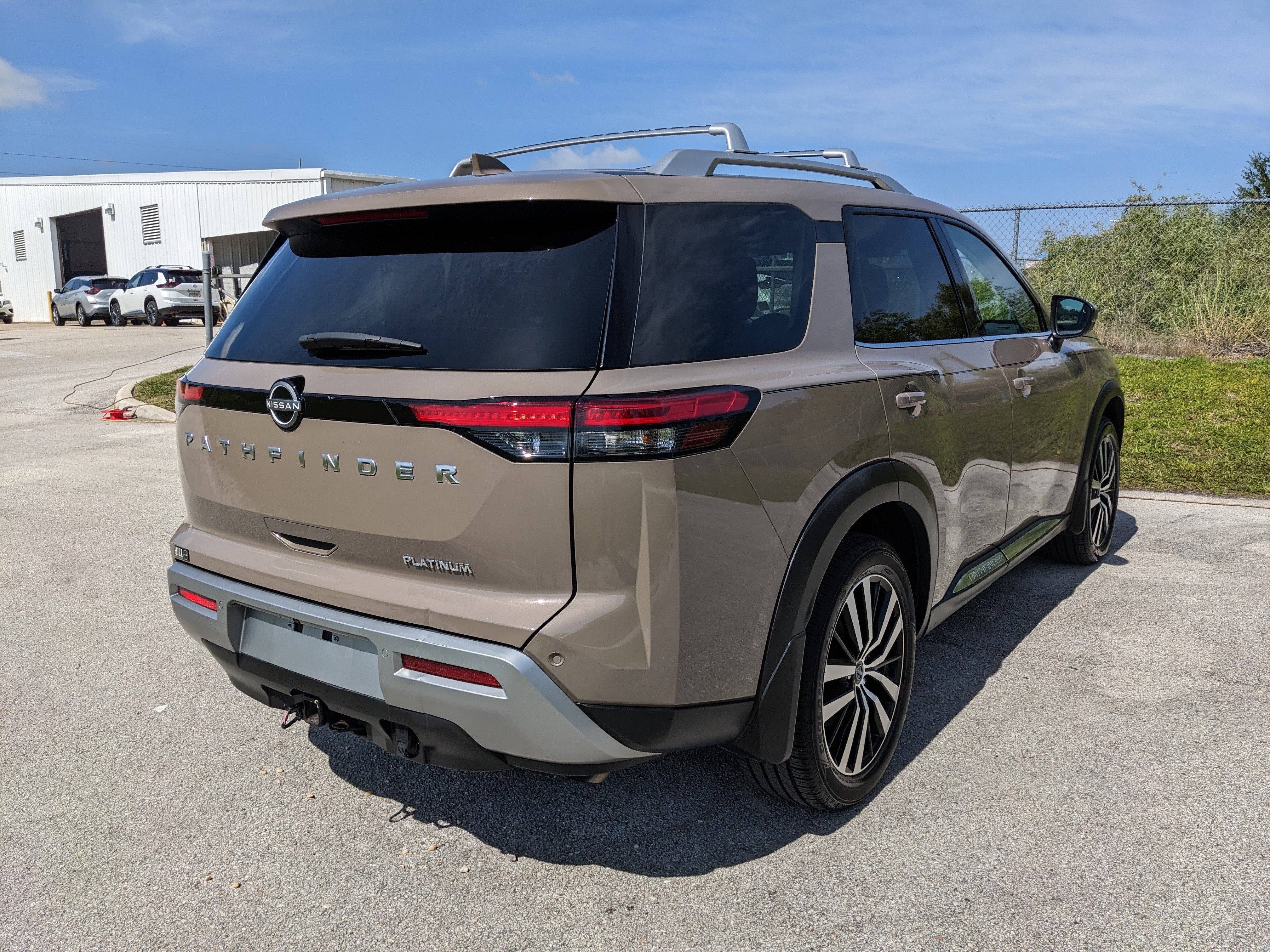 2024 Nissan Pathfinder Platinum