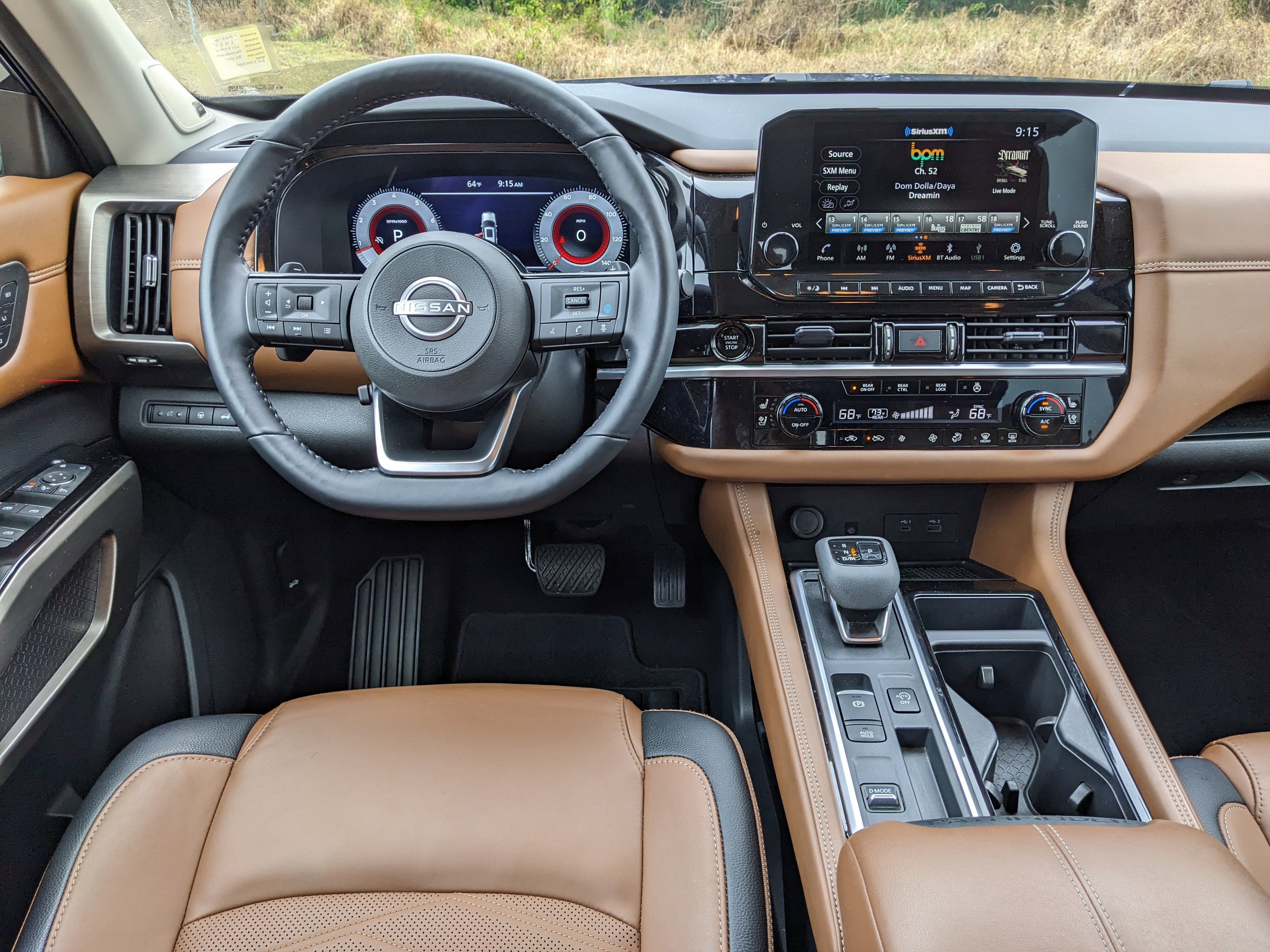 2025 Nissan Pathfinder Platinum