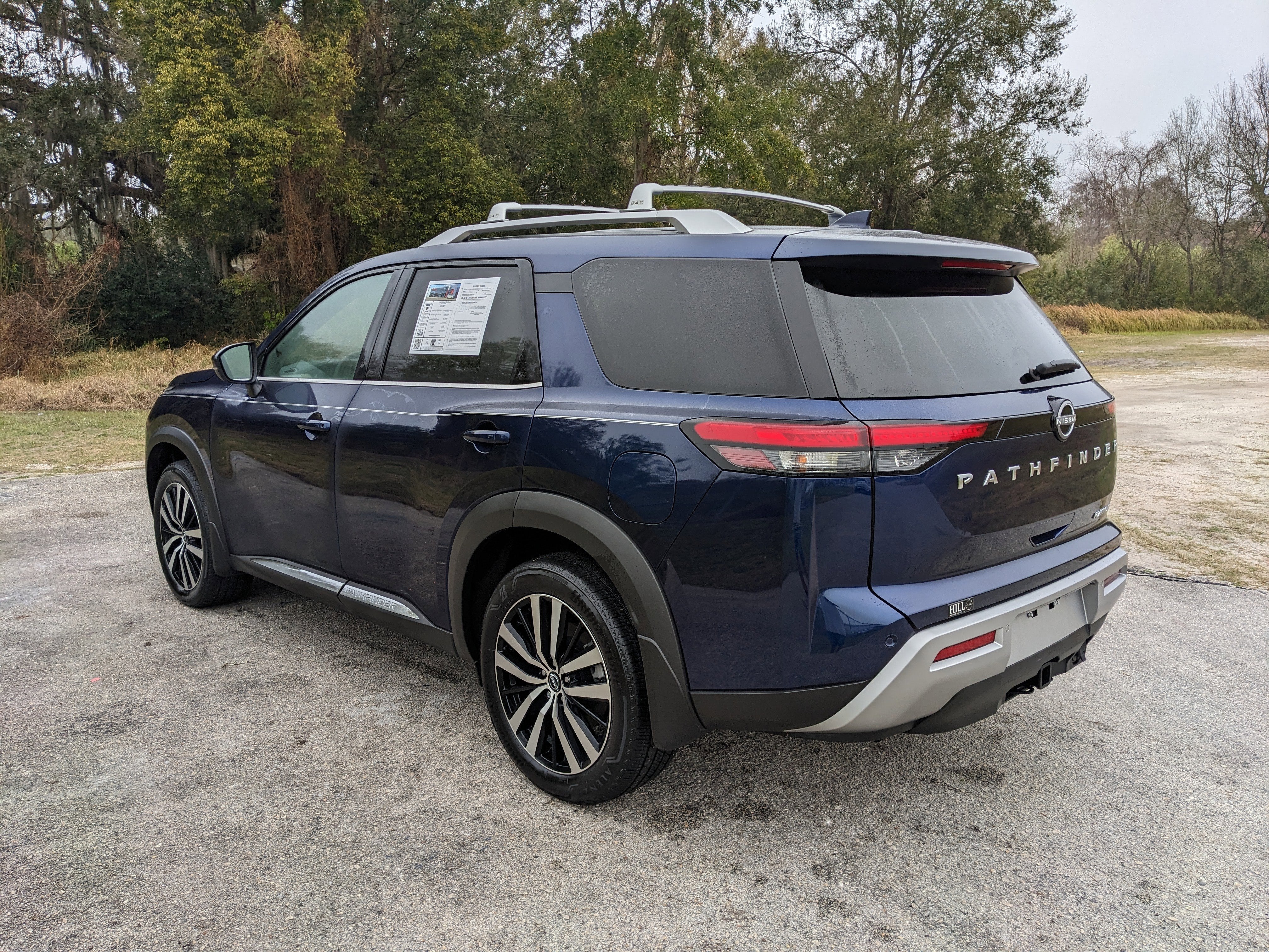 2025 Nissan Pathfinder Platinum