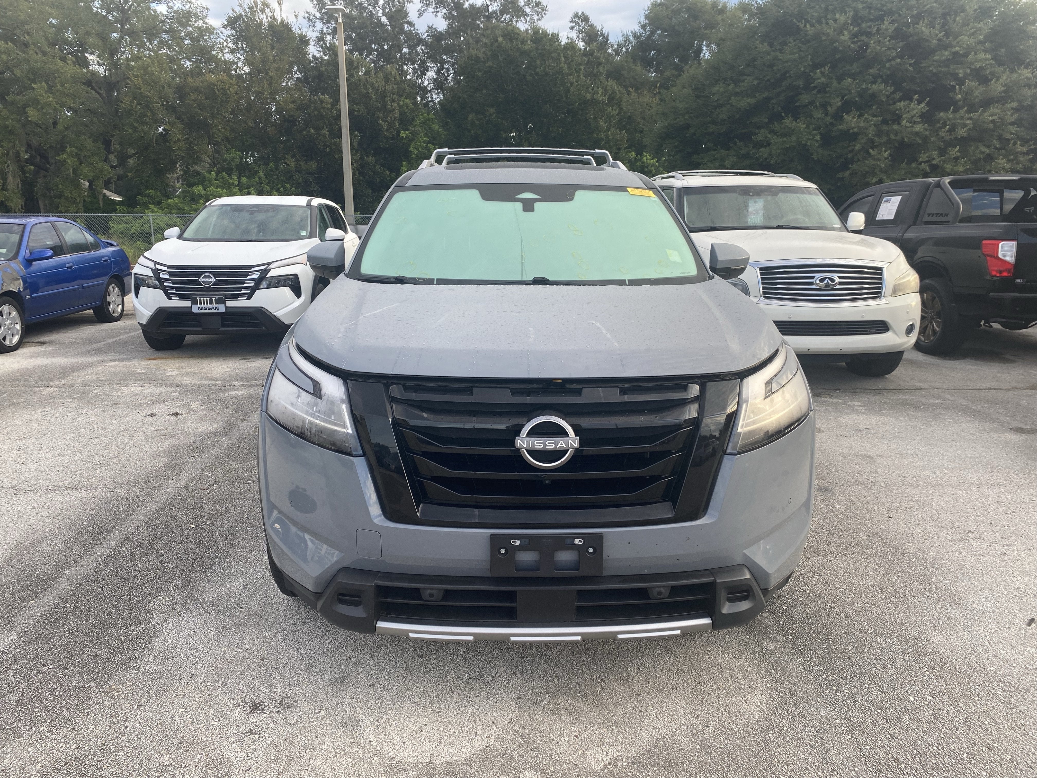 2024 Nissan Pathfinder Platinum