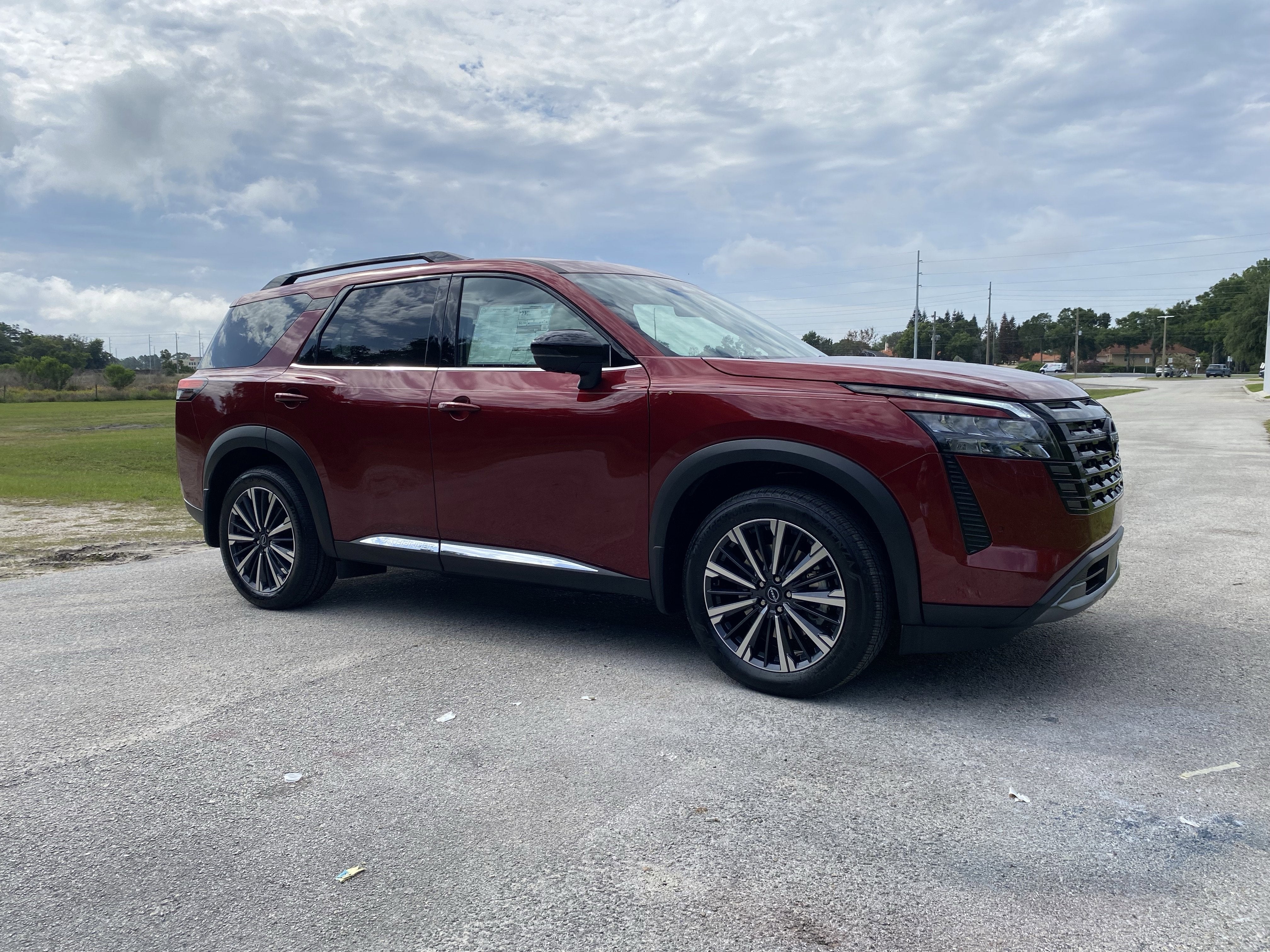 2026 Nissan Pathfinder Platinum