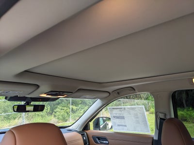 2026 Nissan Pathfinder Platinum