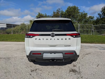 2026 Nissan Pathfinder Platinum