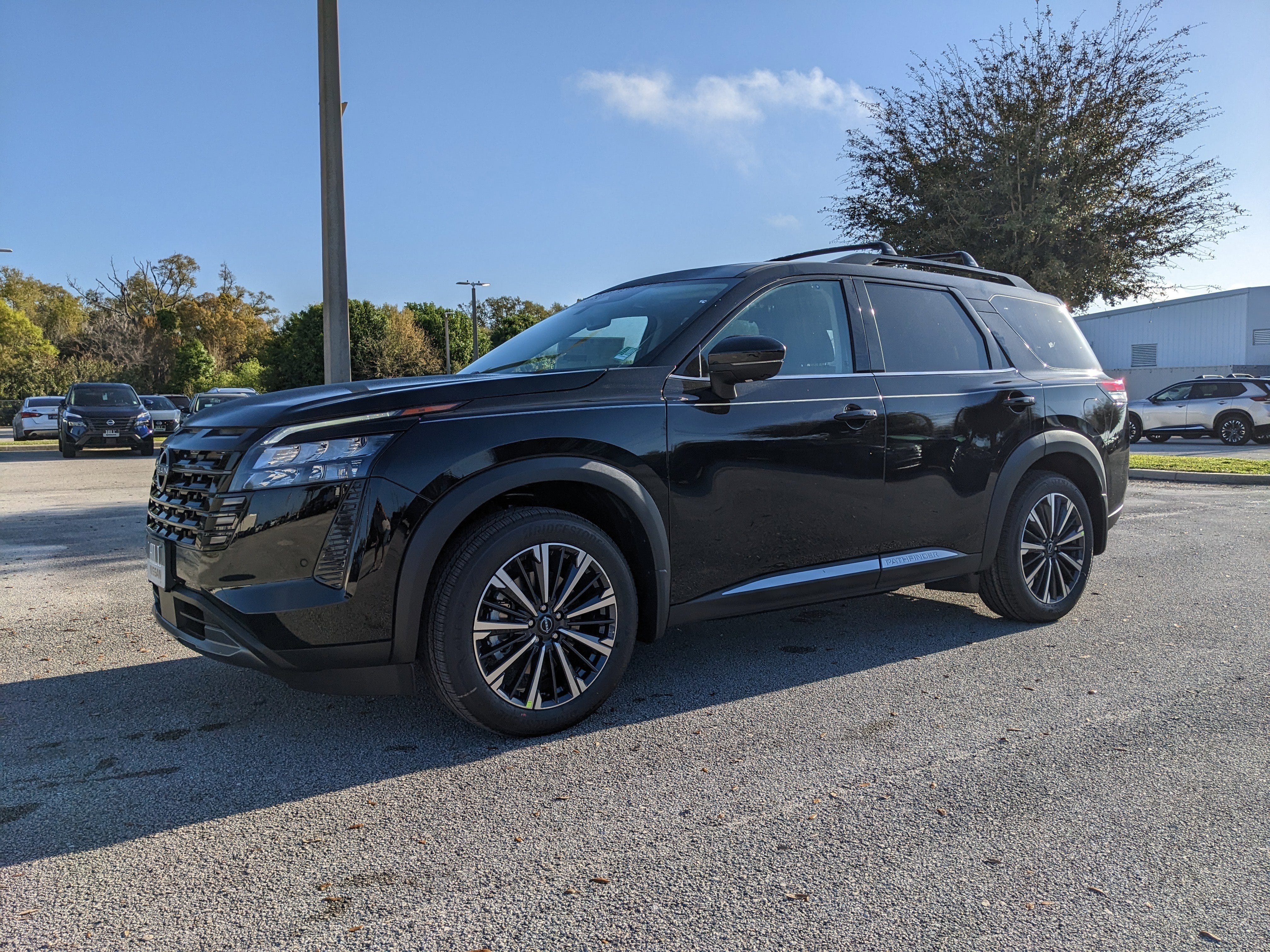 2026 Nissan Pathfinder Platinum