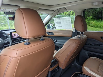 2026 Nissan Pathfinder Platinum