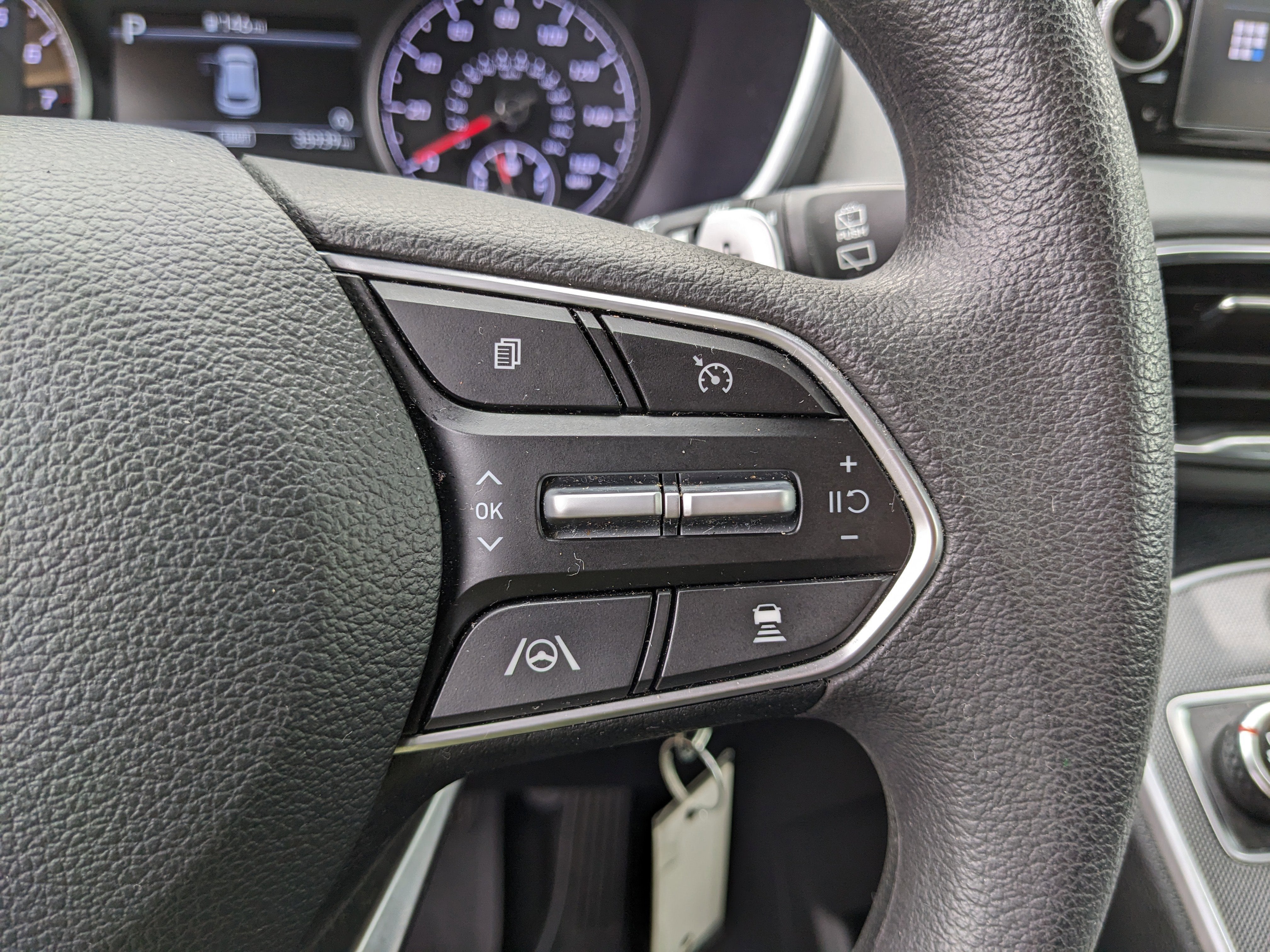 2023 Hyundai Santa Fe SE