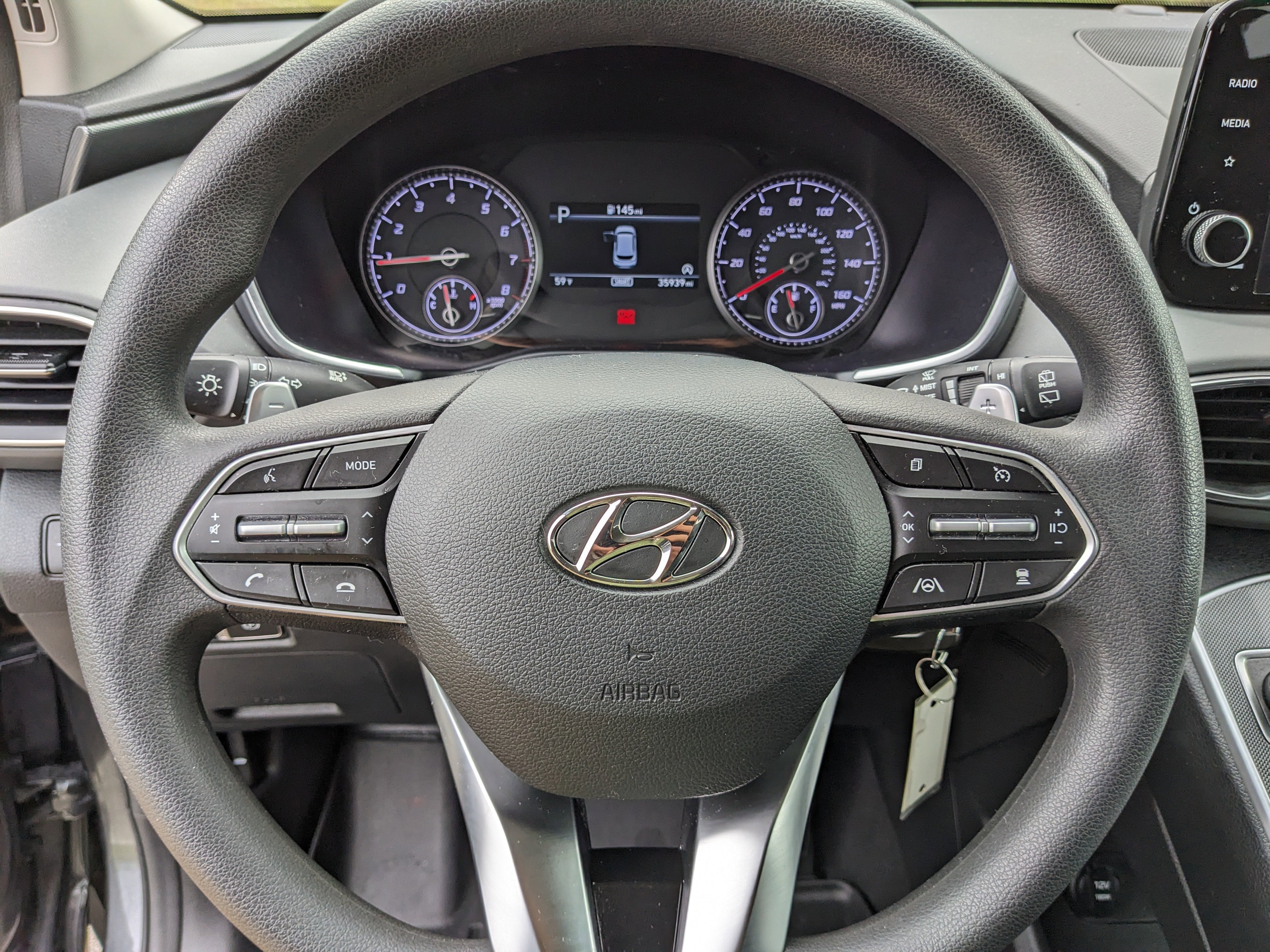 2023 Hyundai Santa Fe SE