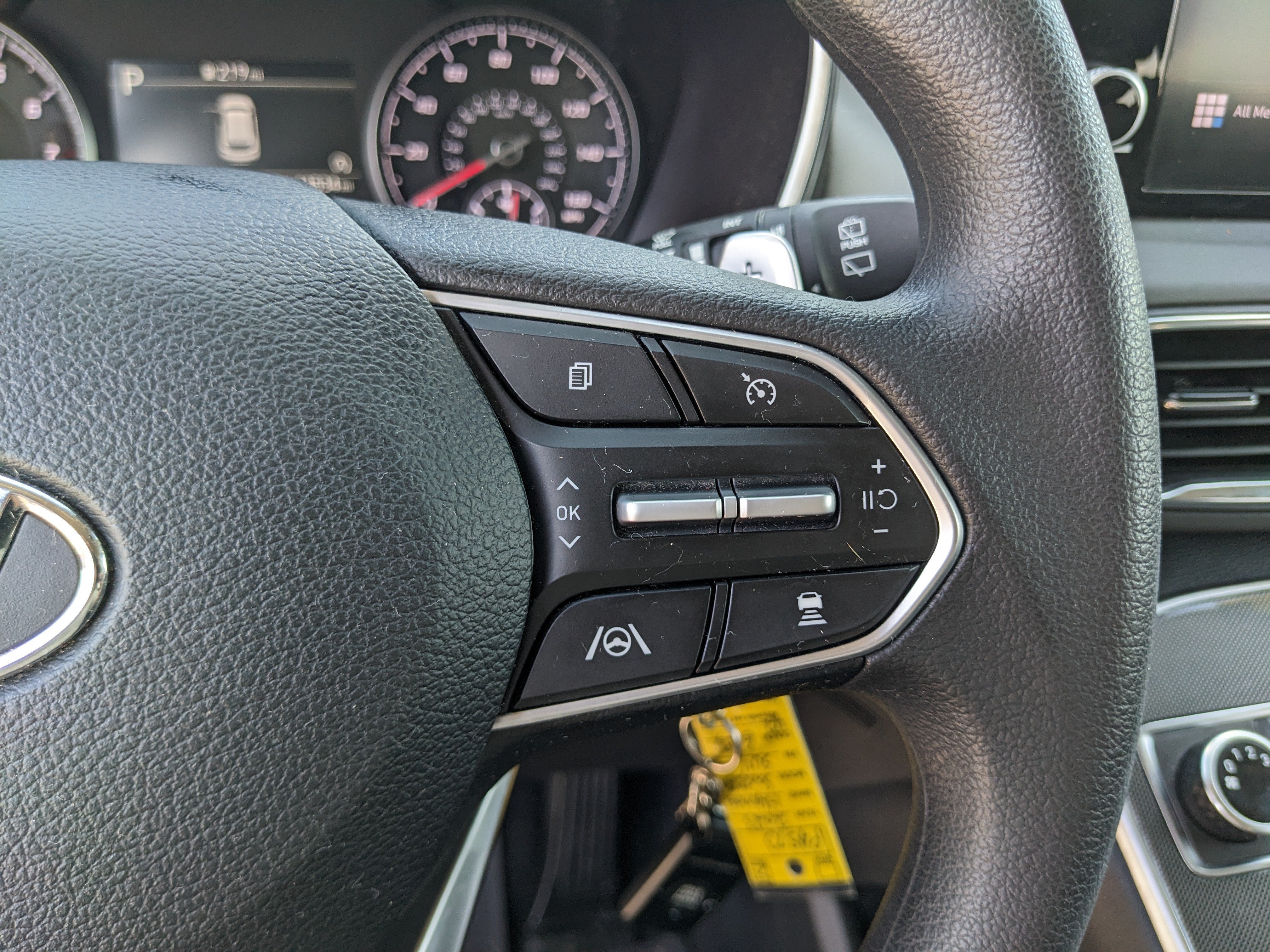 2023 Hyundai Santa Fe SE