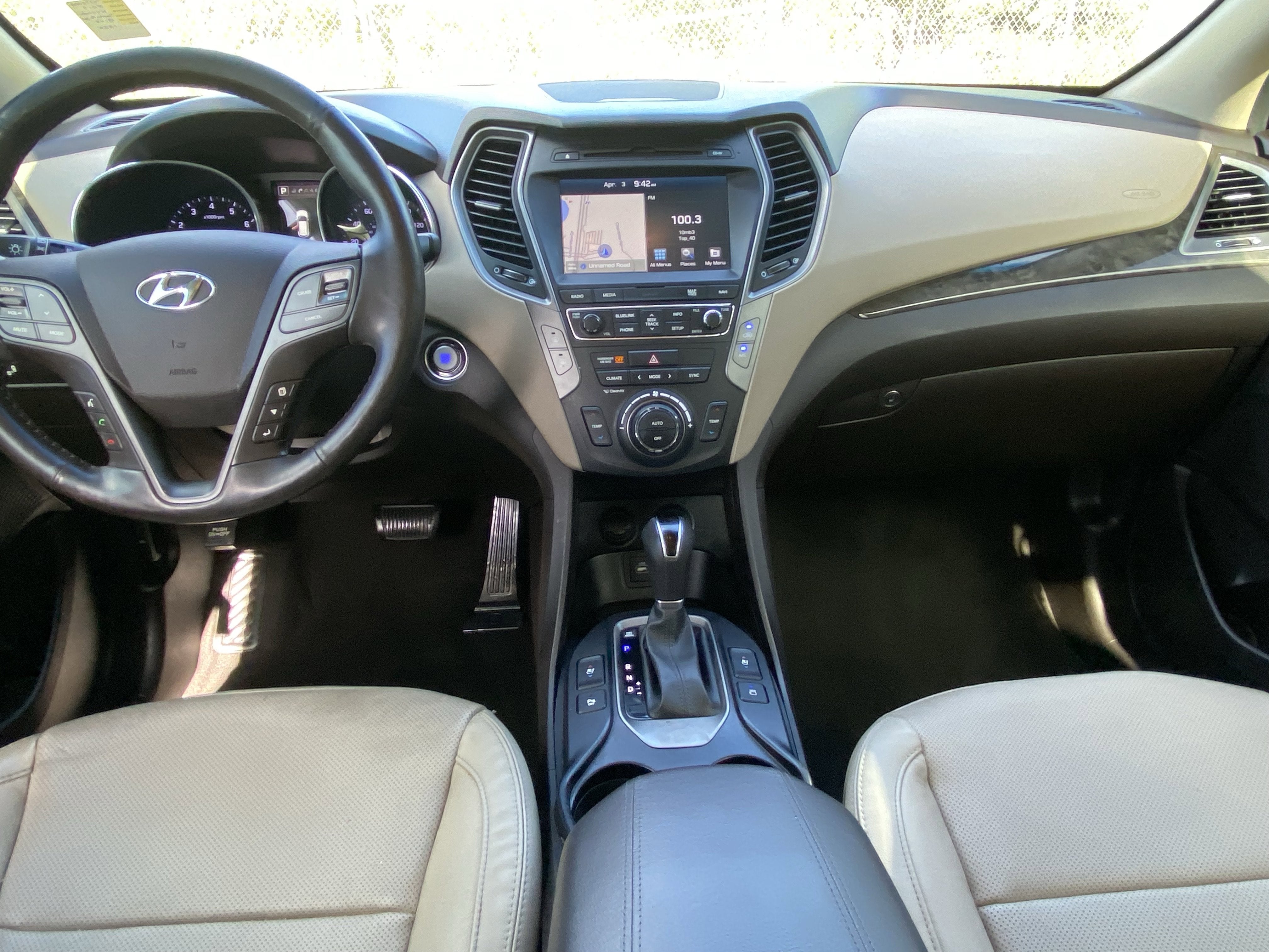 2017 Hyundai Santa Fe Sport 2.0T Ultimate