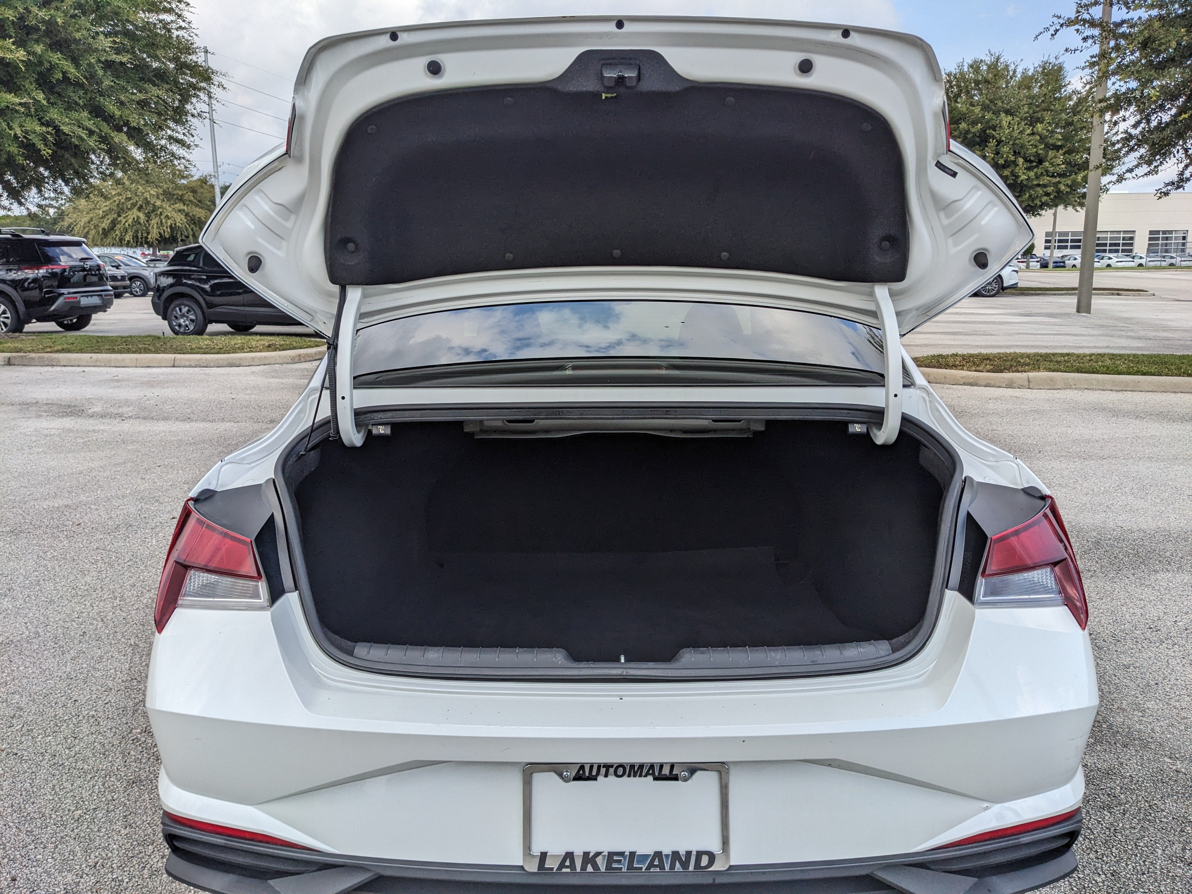 2021 Hyundai Elantra SE