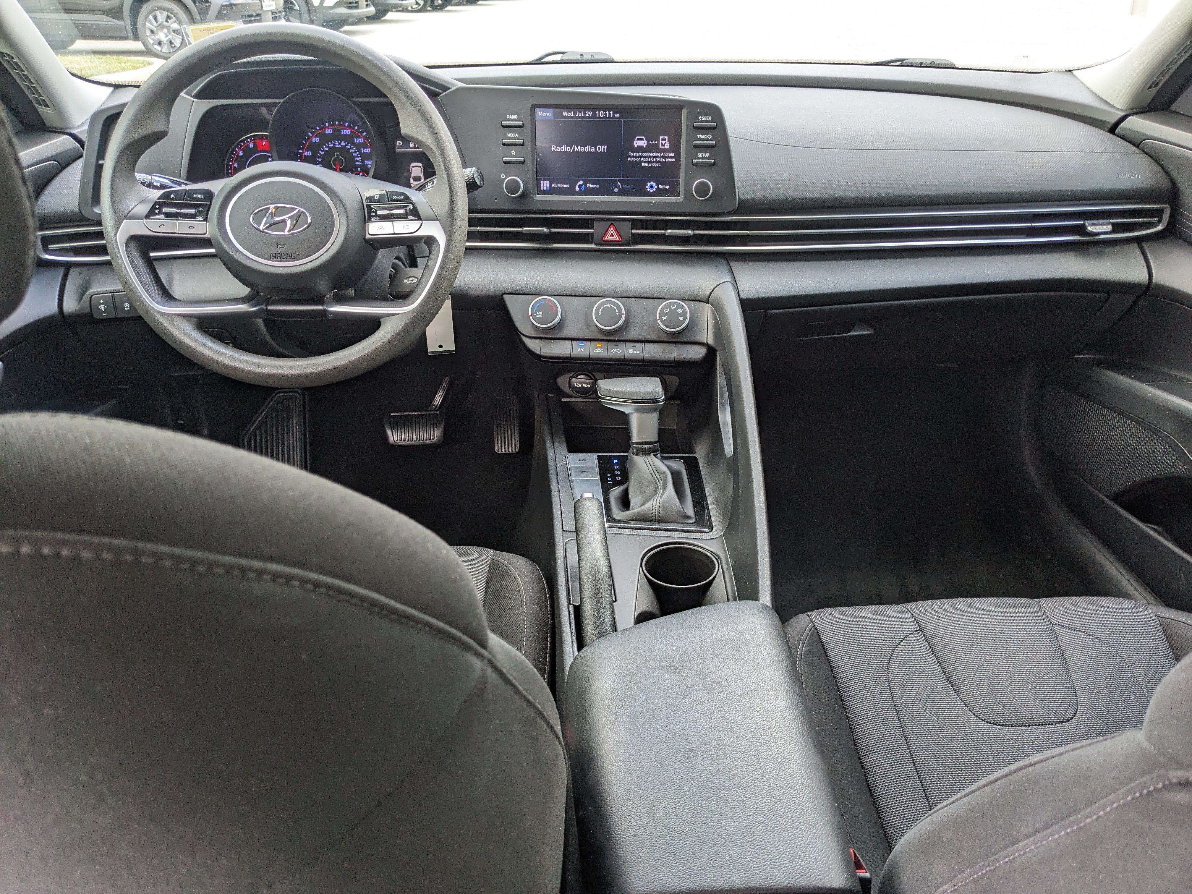 2021 Hyundai Elantra SE