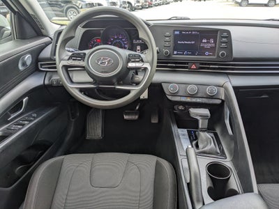 2021 Hyundai Elantra SE