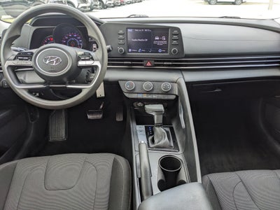 2021 Hyundai Elantra SE