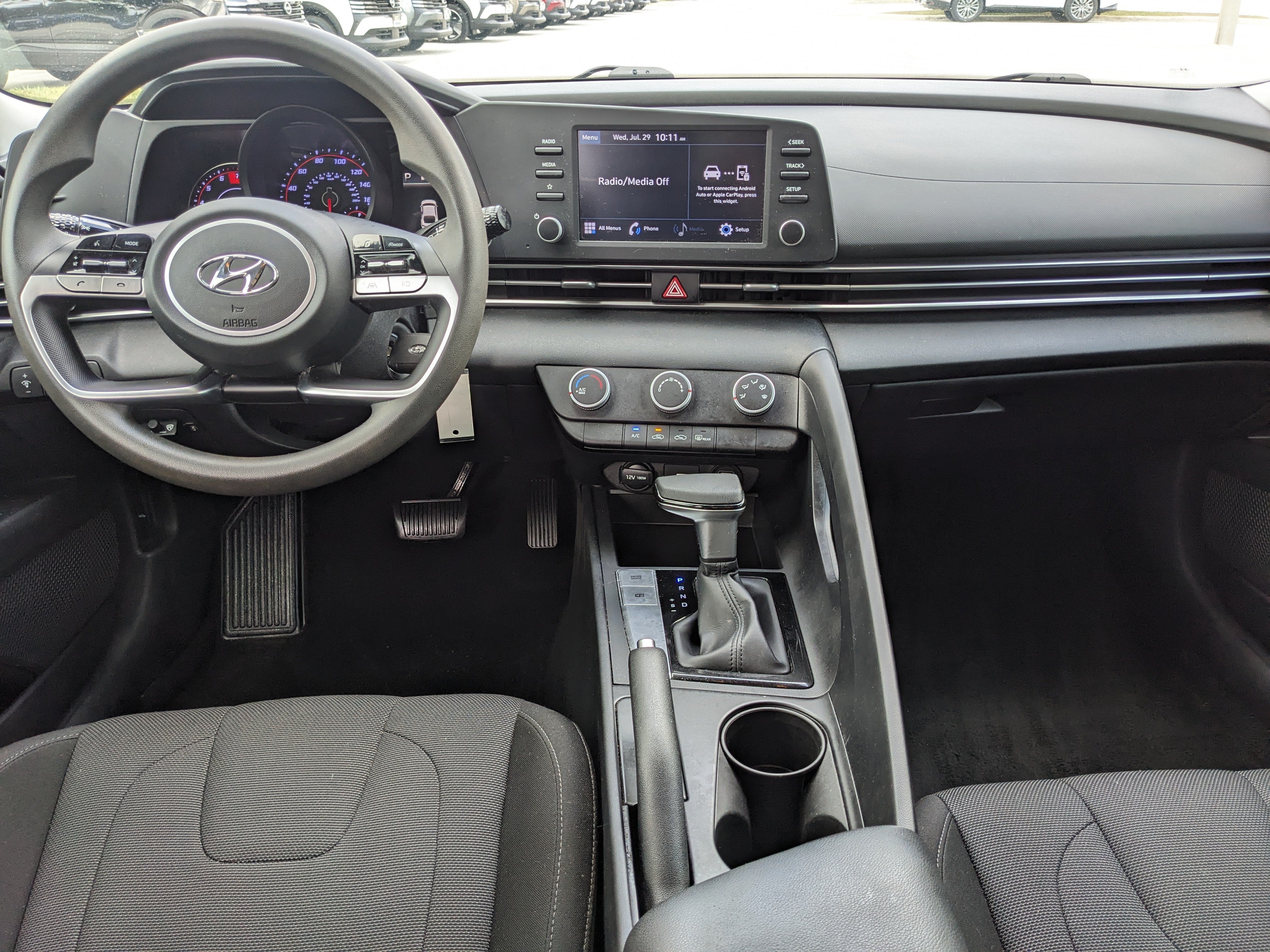2021 Hyundai Elantra SE
