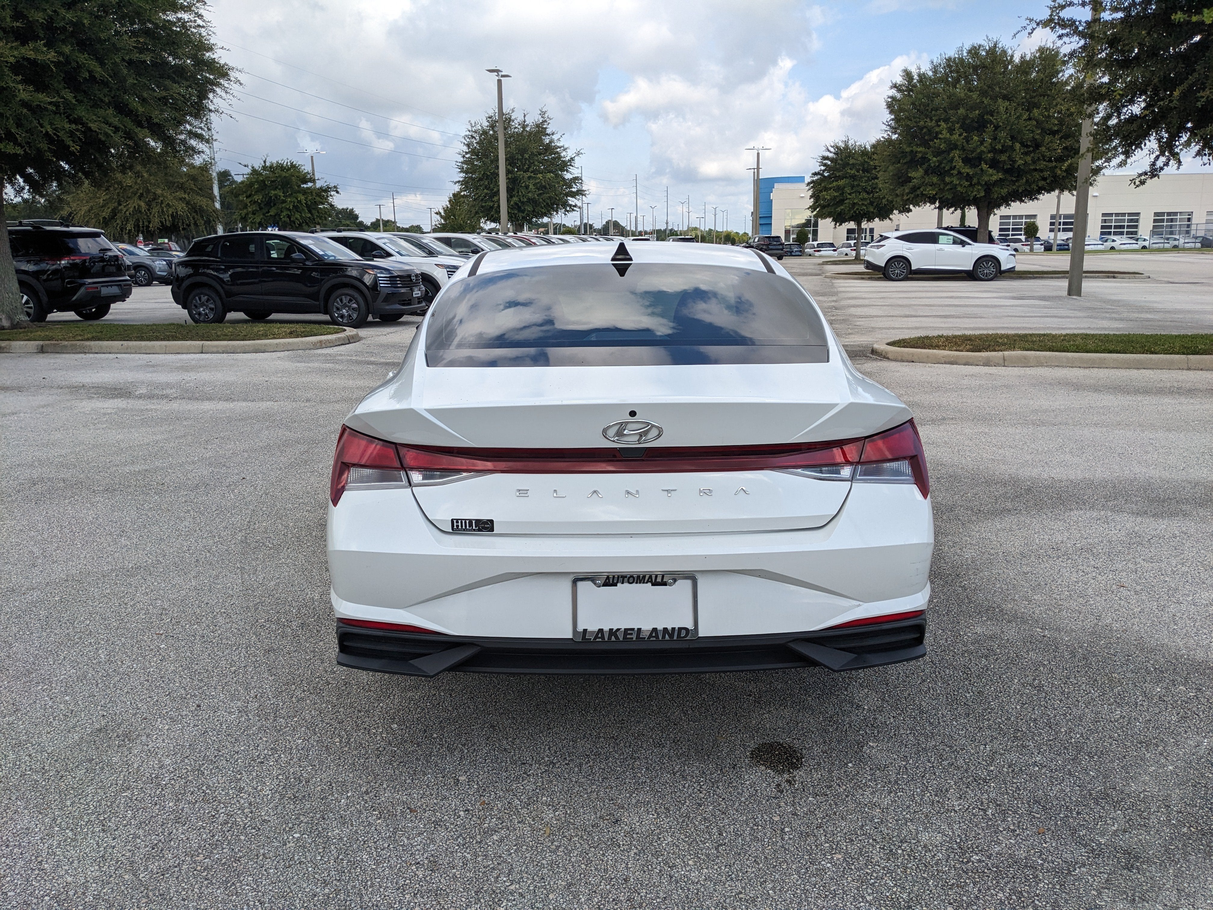 2021 Hyundai Elantra SE