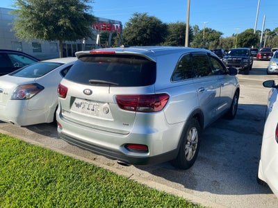 2019 Kia Sorento LX
