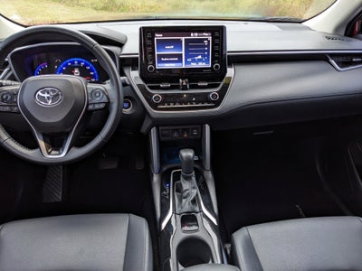 2022 Toyota Corolla Cross XLE