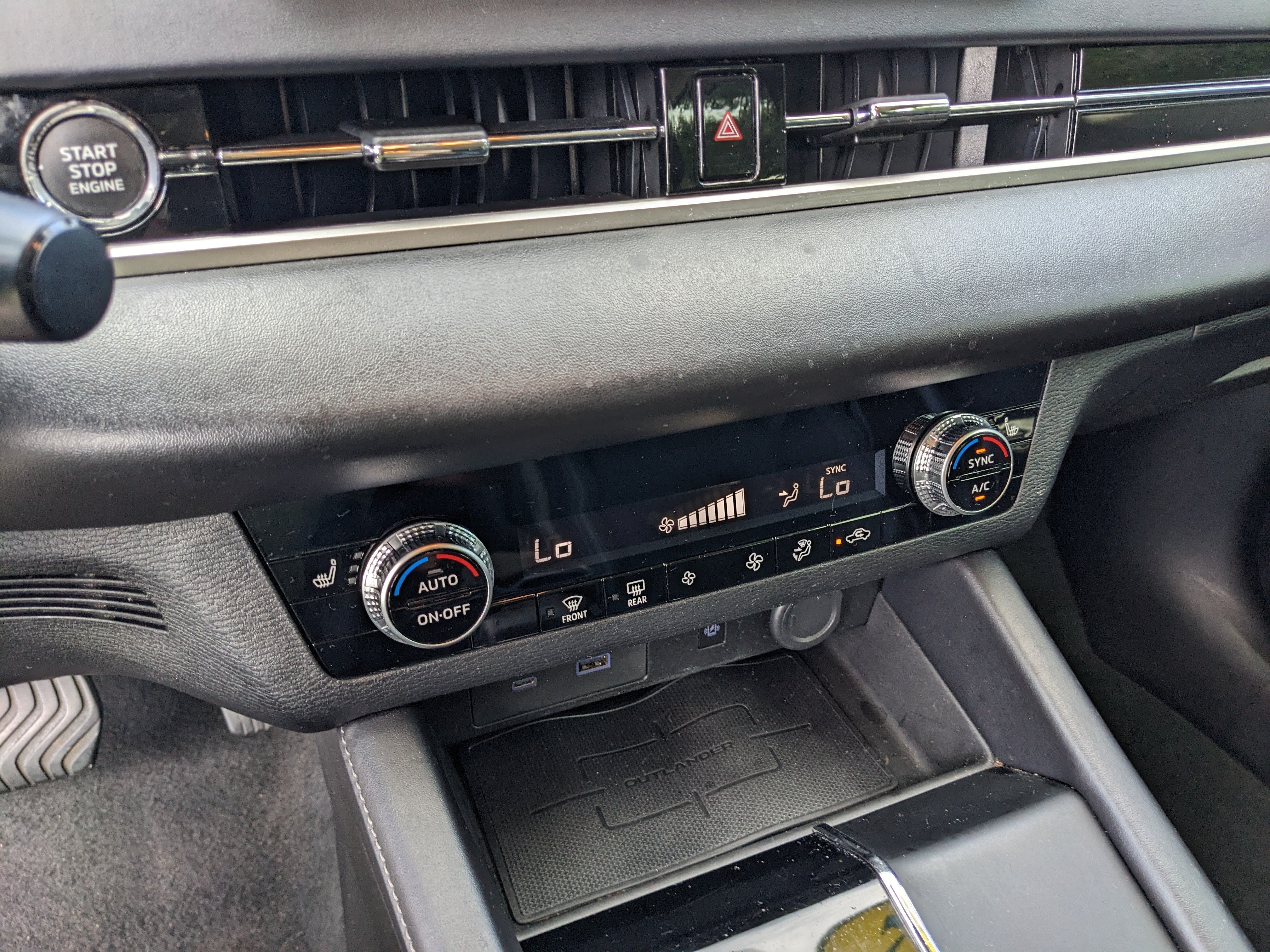 2022 Mitsubishi Outlander SE