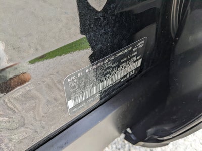 2022 Mitsubishi Outlander SE