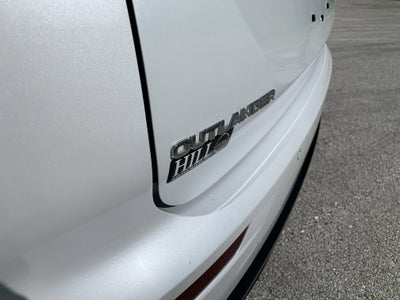 2022 Mitsubishi Outlander Black Edition