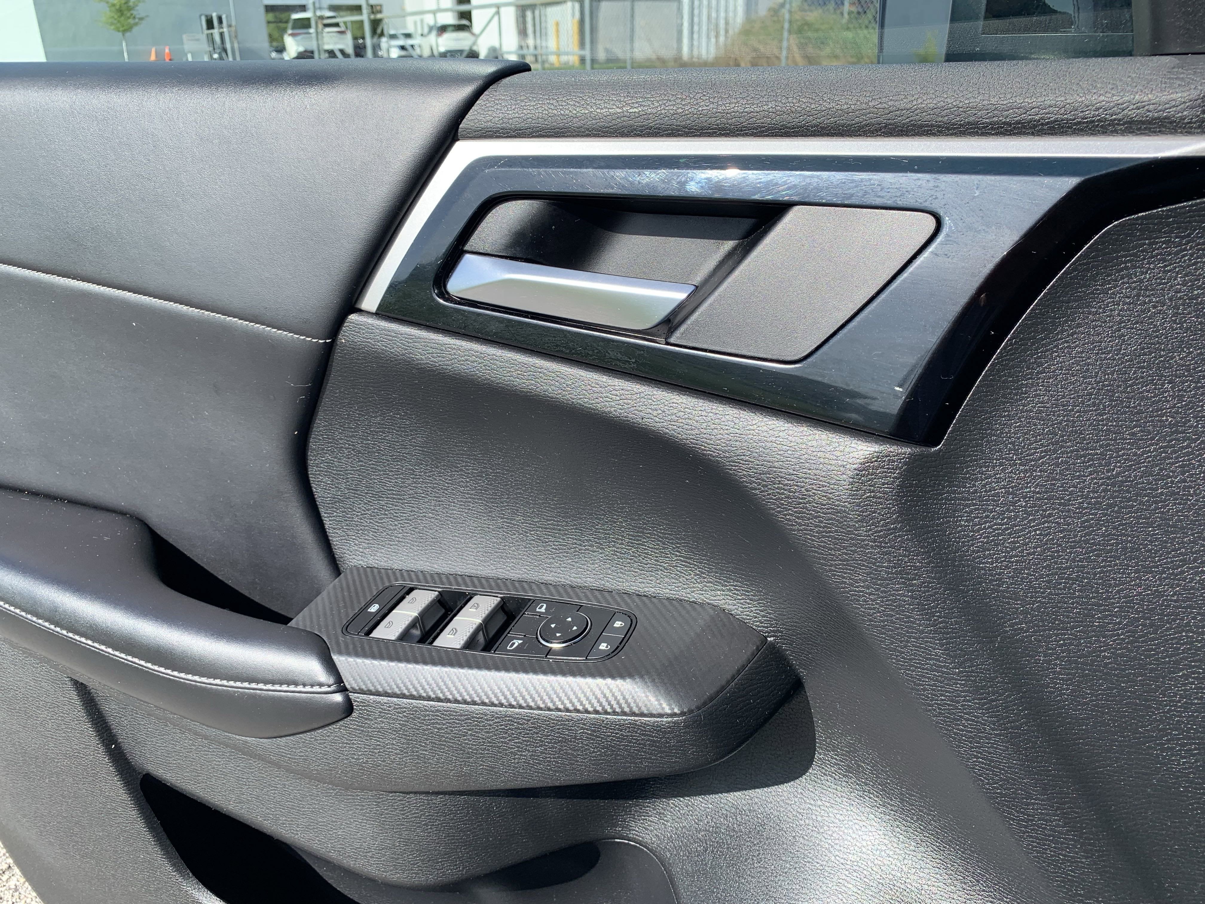 2022 Mitsubishi Outlander Black Edition