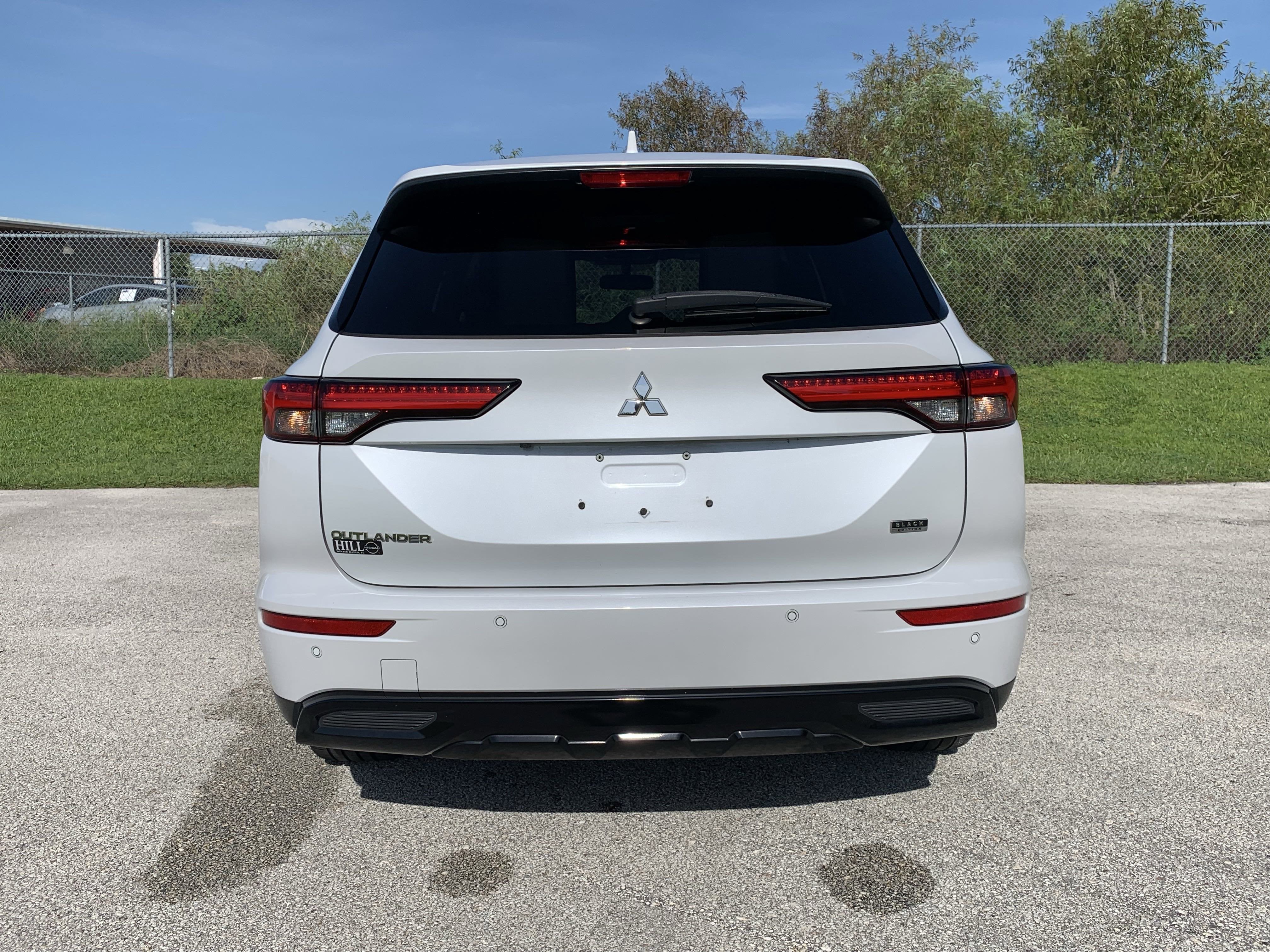 2022 Mitsubishi Outlander Black Edition