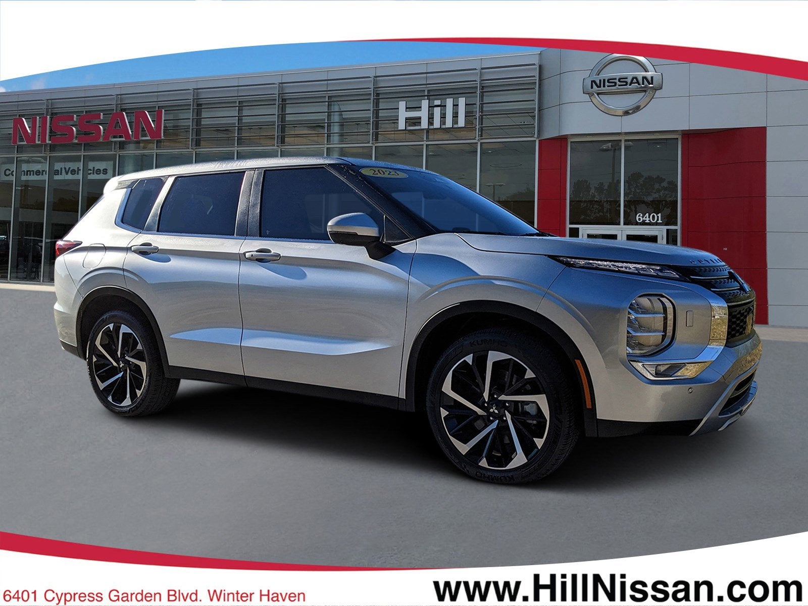 2023 Mitsubishi Outlander SE