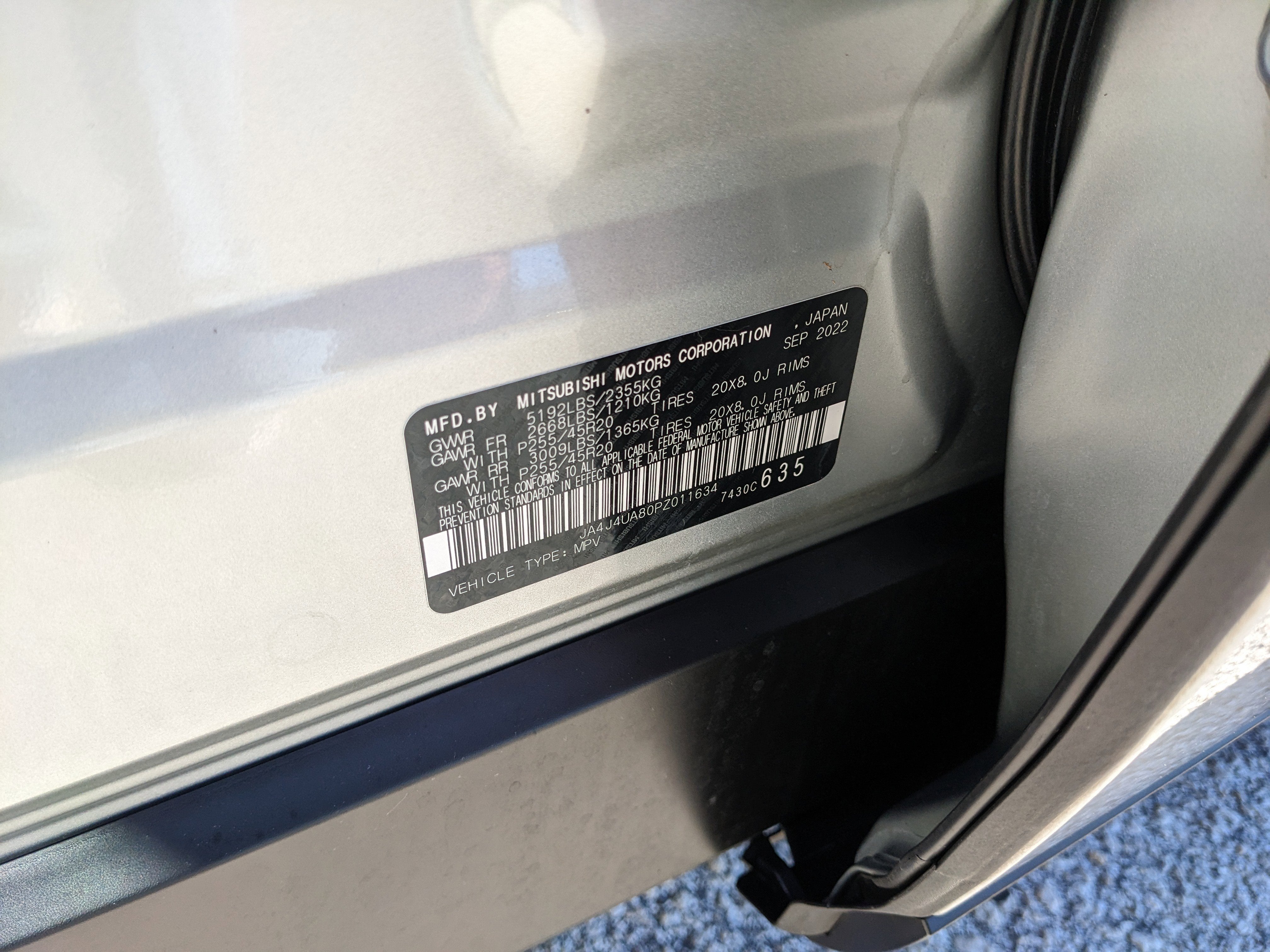 2023 Mitsubishi Outlander SE