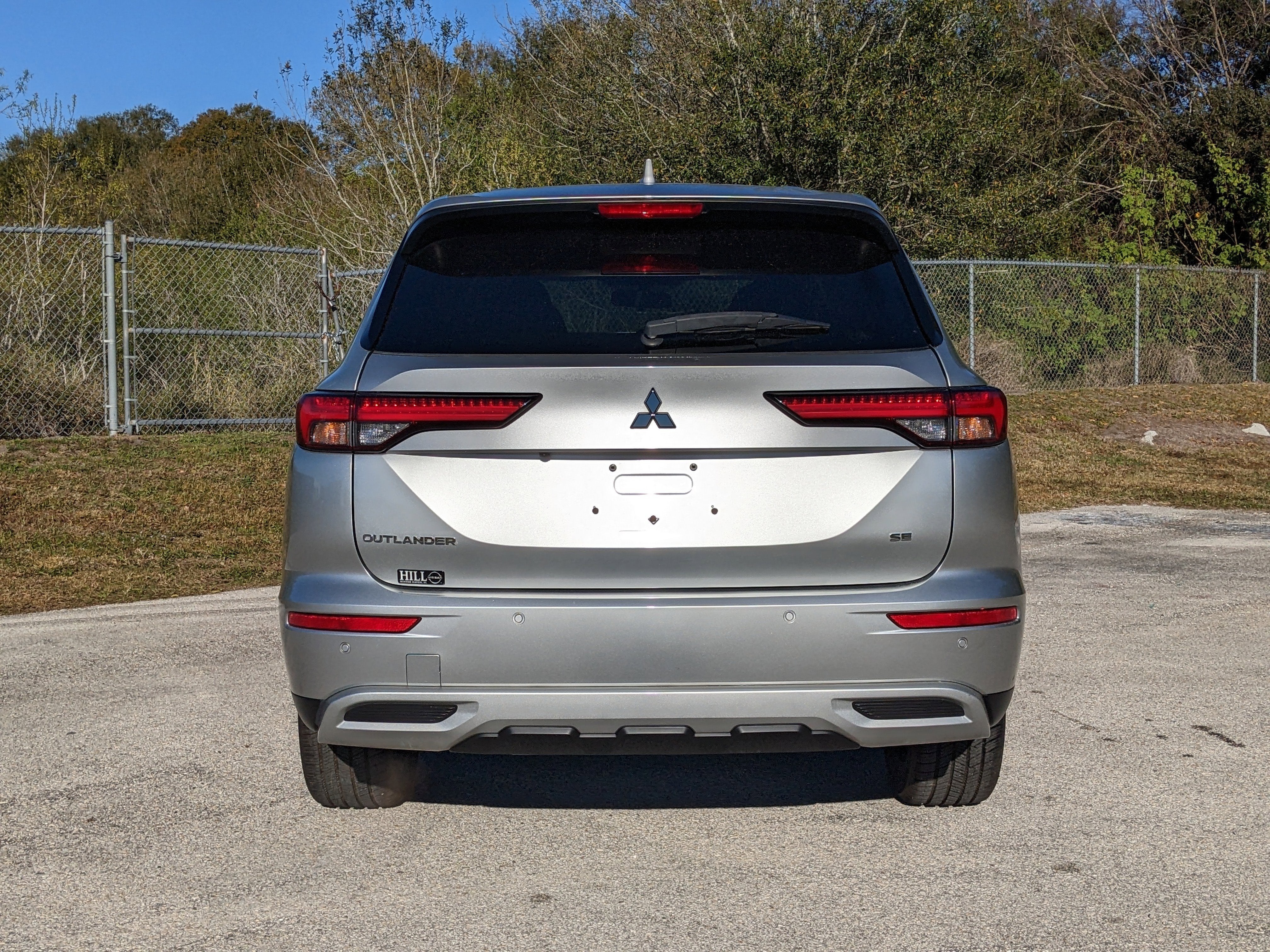 2023 Mitsubishi Outlander SE